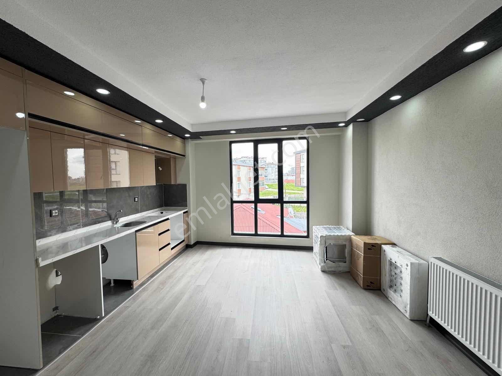 Ze/max^tan Çerkezköy İstasyon Mah. Tepe Blg. Satılık 1+1 Daire