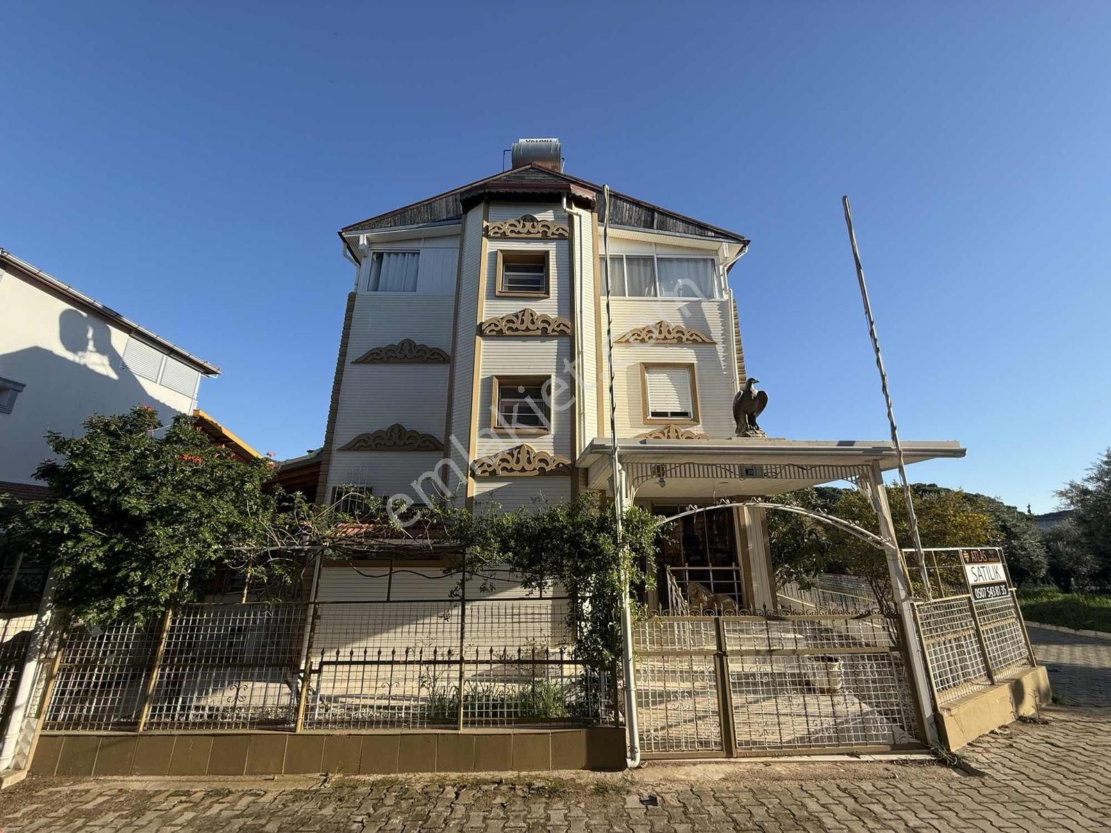 Yeşilkent Martısitesi Köşe Başı Önü Zeytinlik Tam Müstakil Villa - Görsel 12