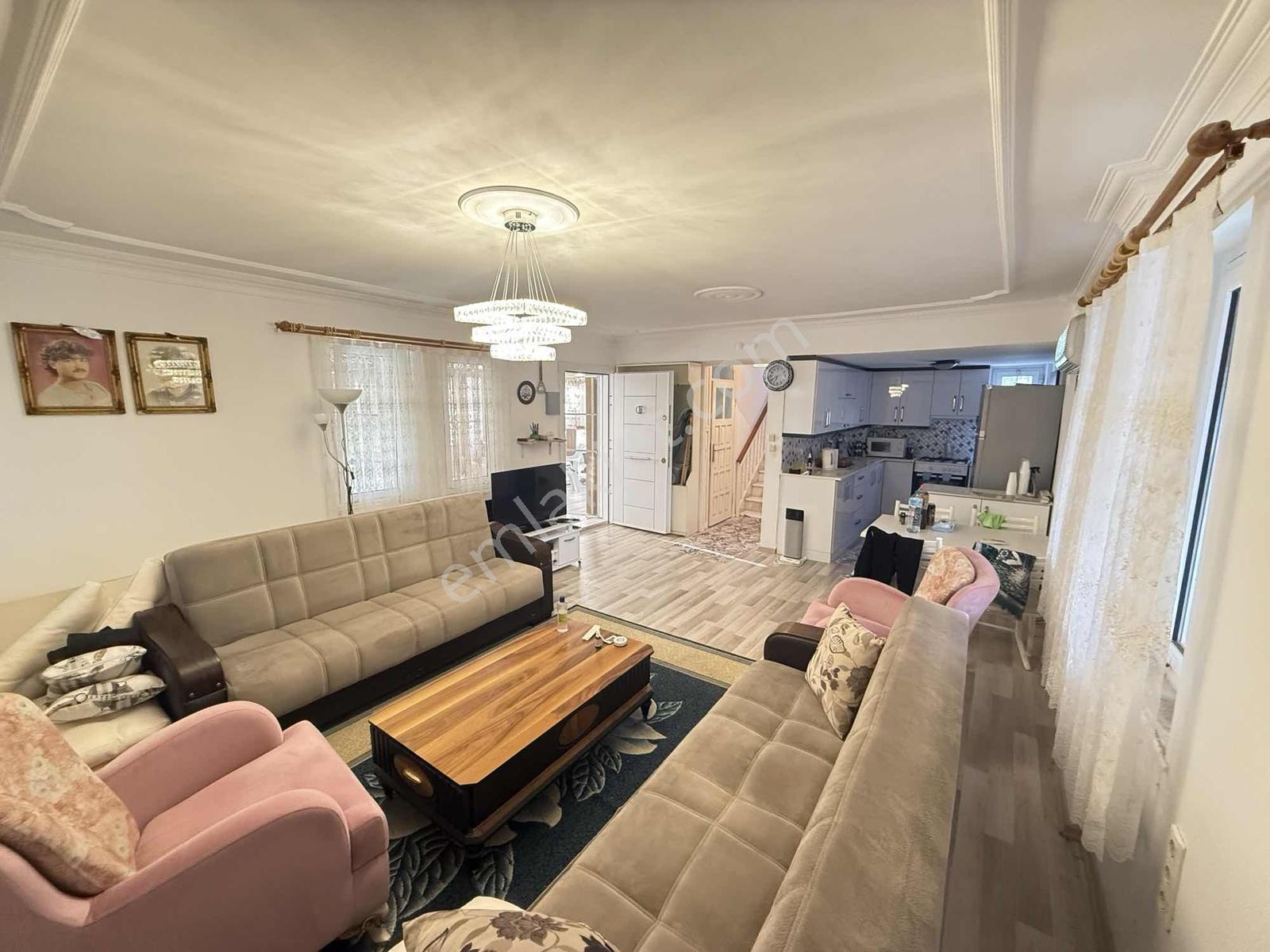 Yeşilkent Martısitesi Köşe Başı Önü Zeytinlik Tam Müstakil Villa - Görsel 28