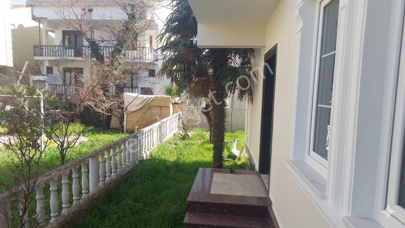 İstanbul Gümüşyaka'da Denize 100 Metre 308m2 Bahçeli İkiz Villa - Görsel 19