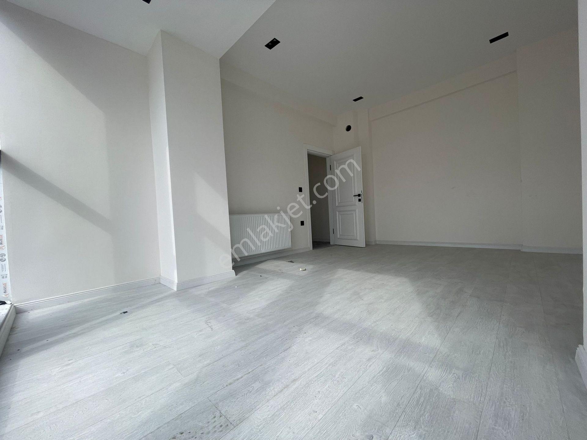 Yeni Adliye Ciem Plazada Kiralık 2+1 Ofıs - Görsel 10