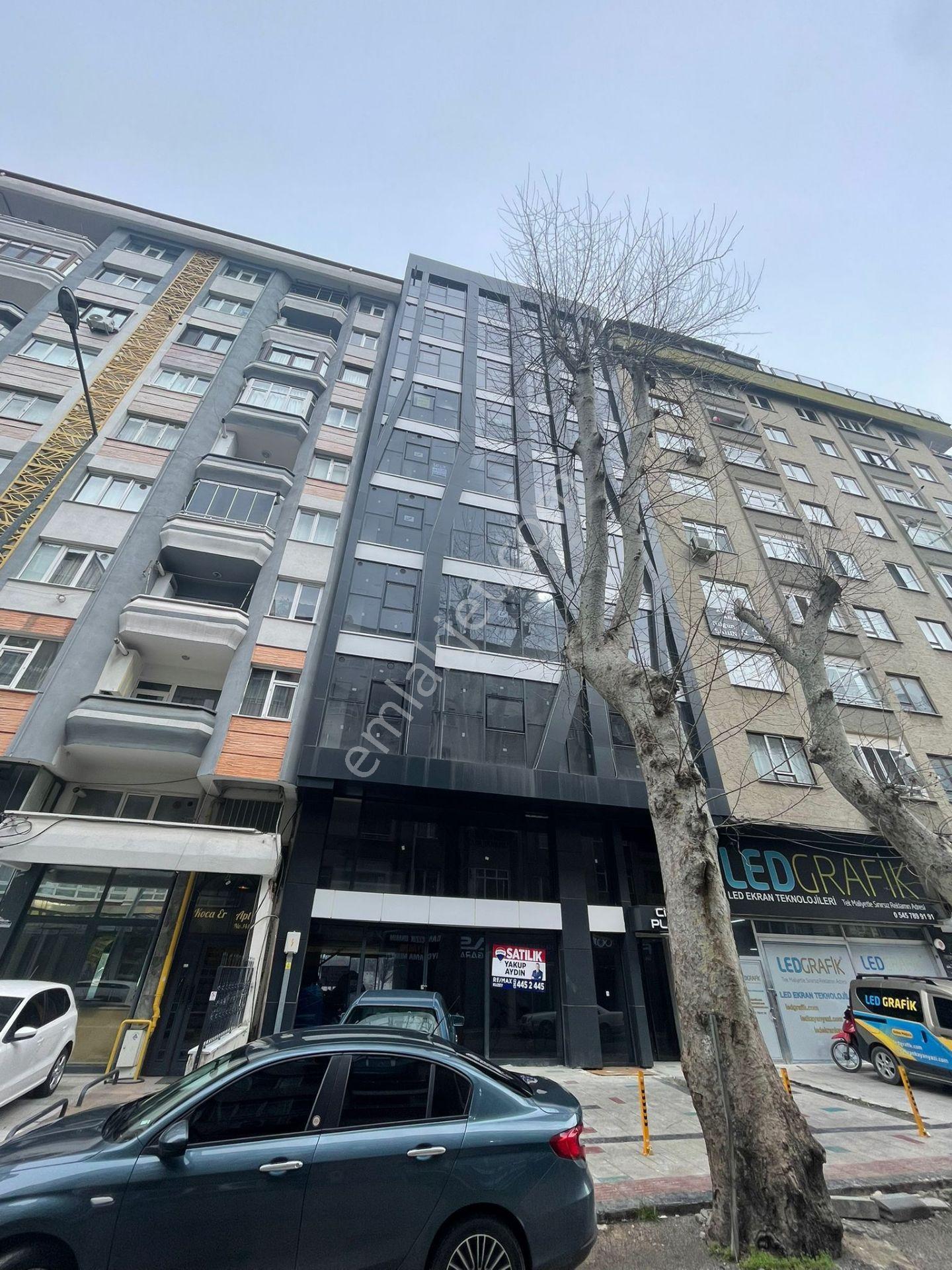 Yeni Adliye Ciem Plazada Kiralık 2+1 Ofıs