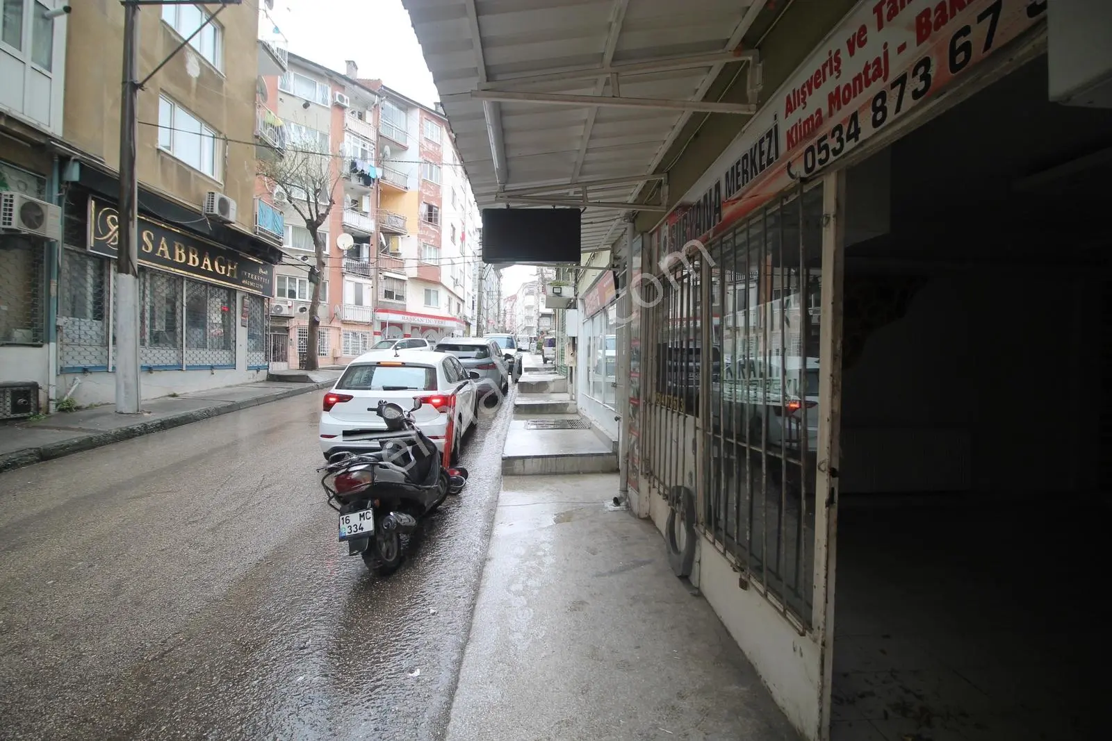 Altıparmakta Cadde Üstü Kiralık Dükkan - Görsel 2