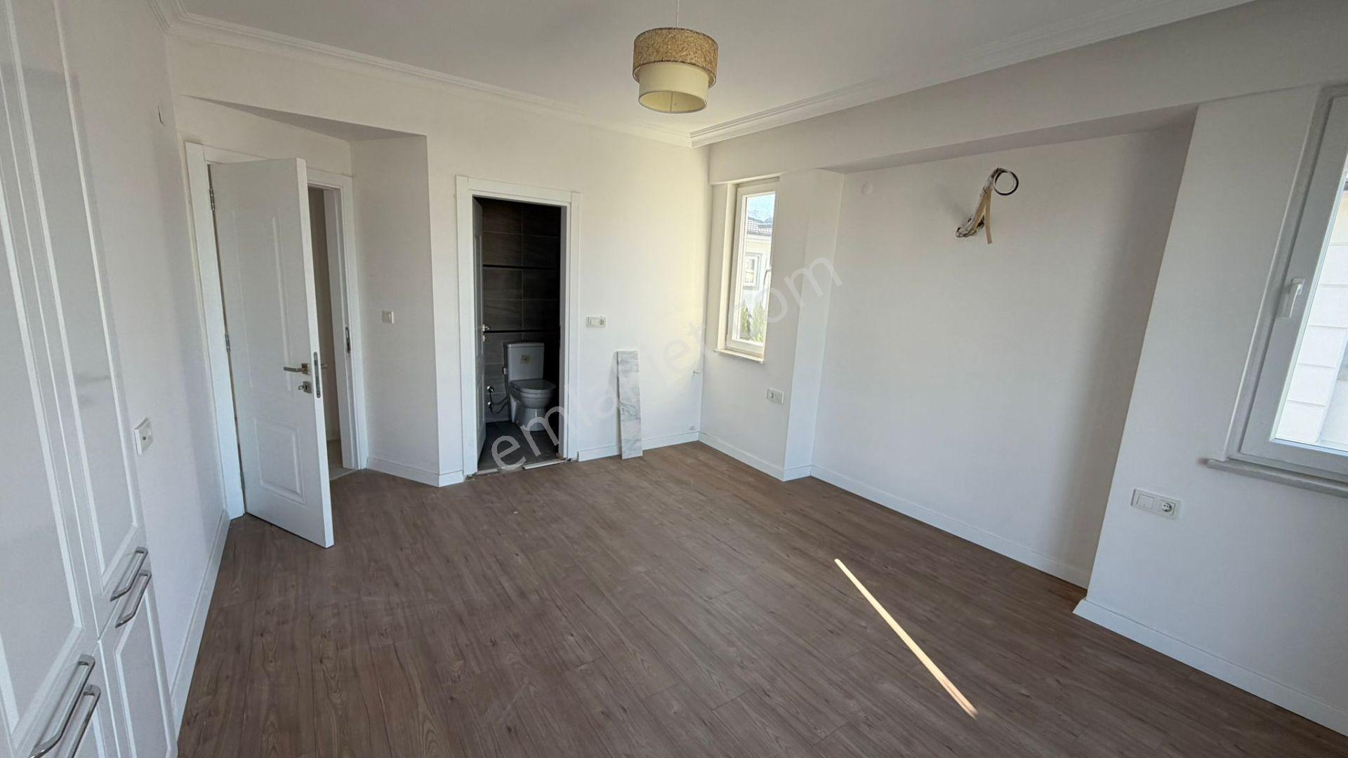 Stop’tan Şerefler’de *butik Sitede Dubleks* 4+1 Villa - Görsel 16