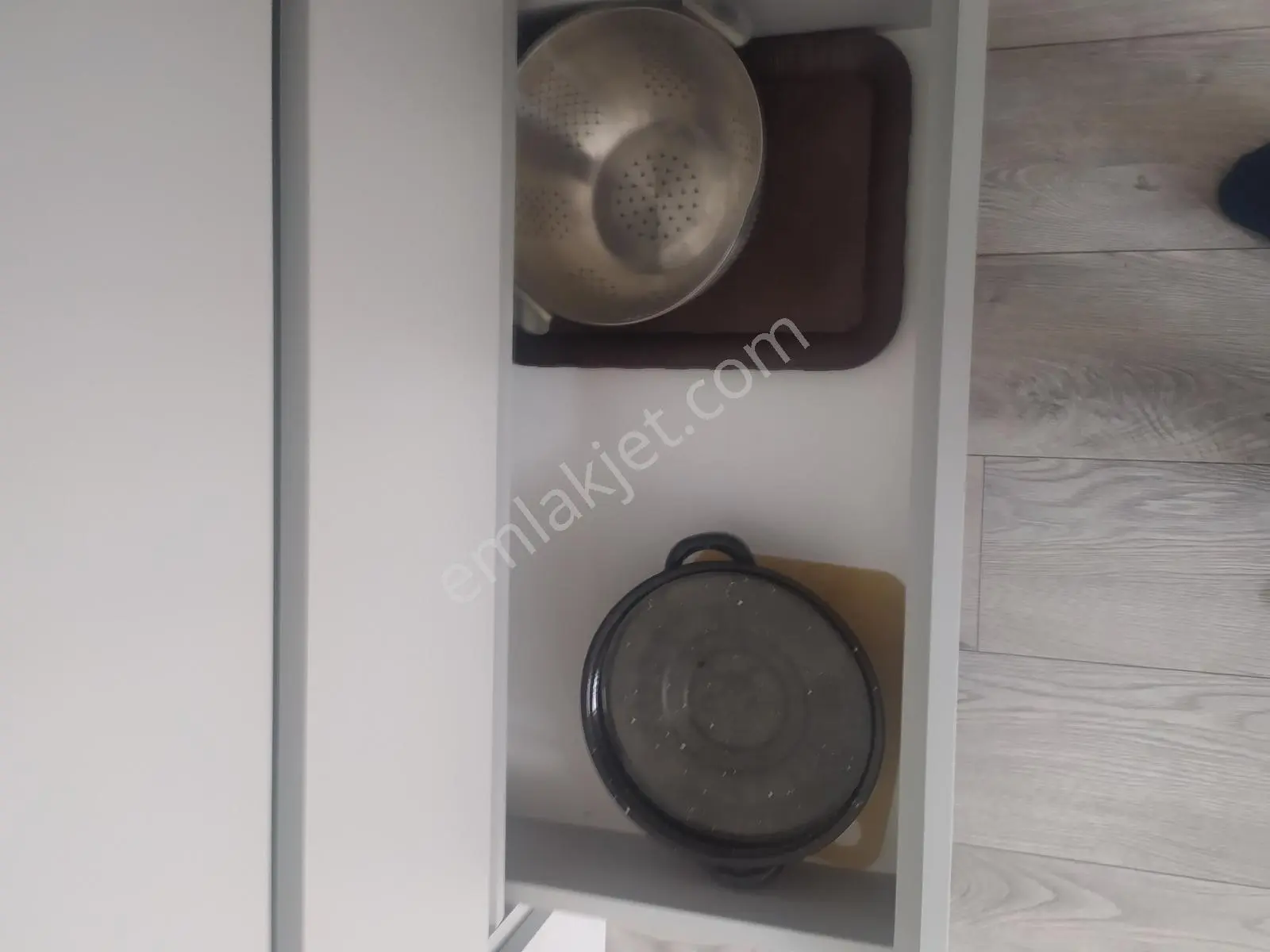 Nusratiye Mah Üç Bloklu Site İçinde 1+1 Eşyalı Kiralık Daire - Görsel 30
