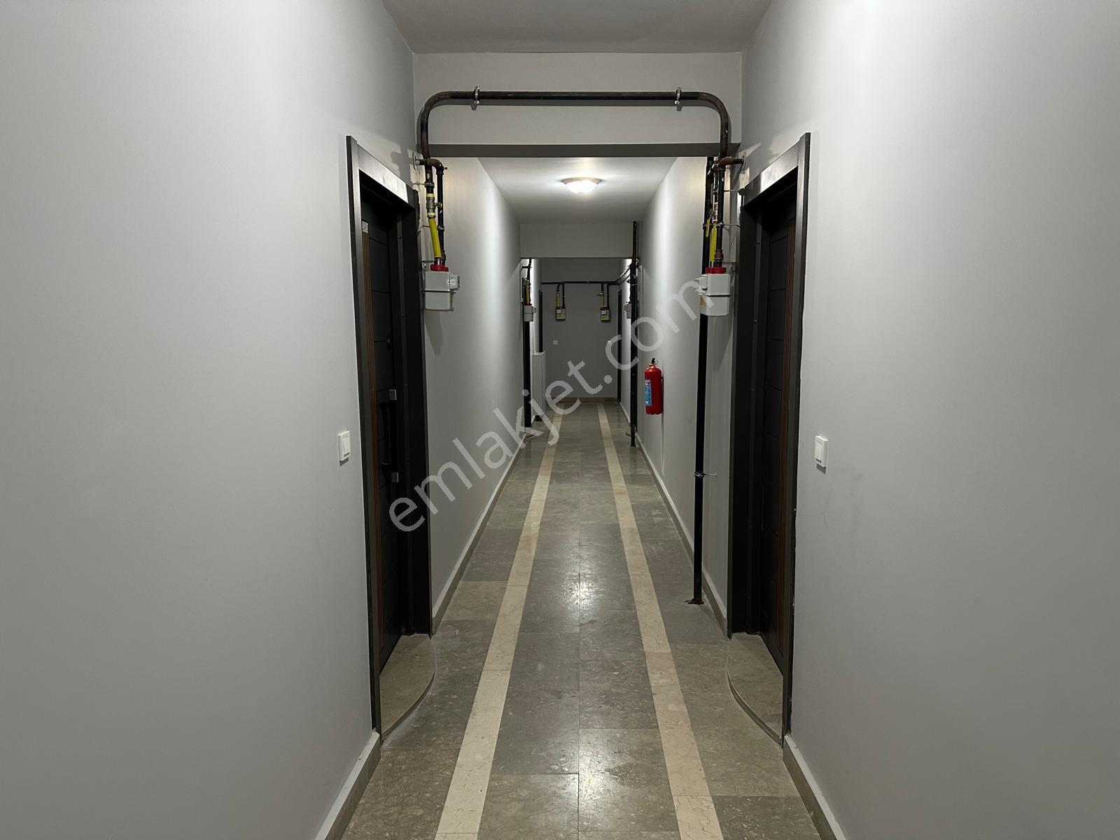 Nusratiye Mah Üç Bloklu Site İçinde 1+1 Eşyalı Kiralık Daire - Görsel 12