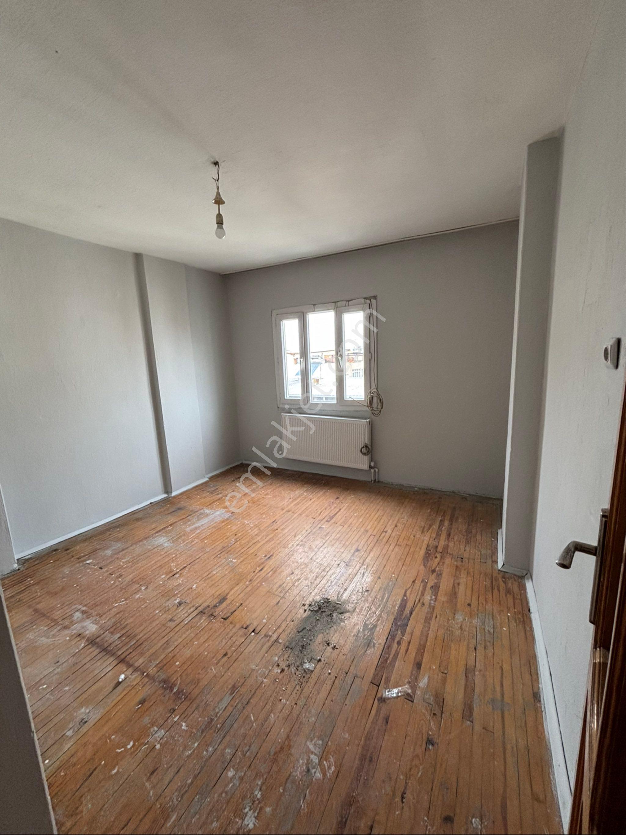 Turgutlu Eymen Emlak’tan Öğretmenler Evi Civarı Kiralık Daire - Görsel 16