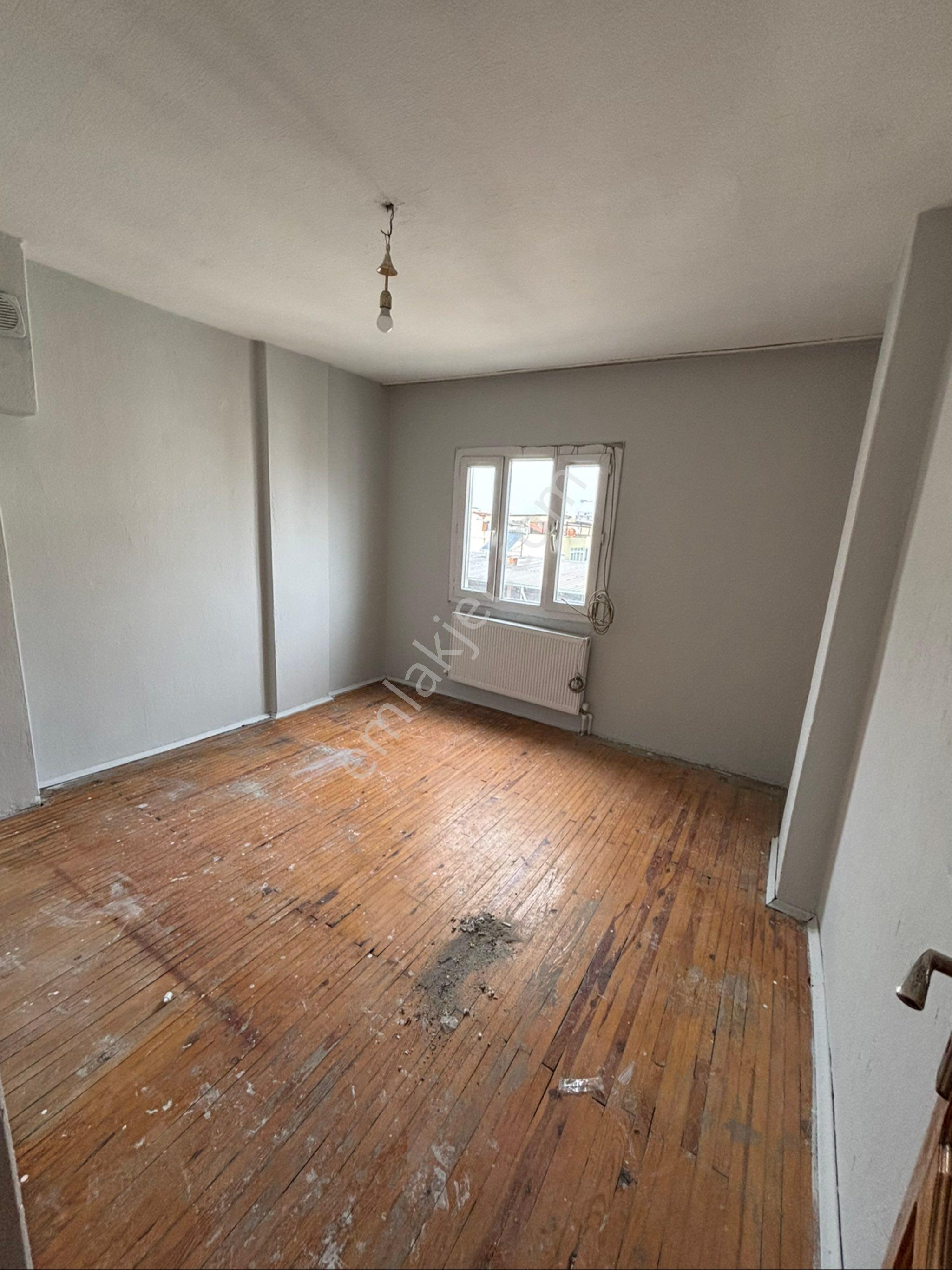 Turgutlu Eymen Emlak’tan Öğretmenler Evi Civarı Kiralık Daire - Görsel 14
