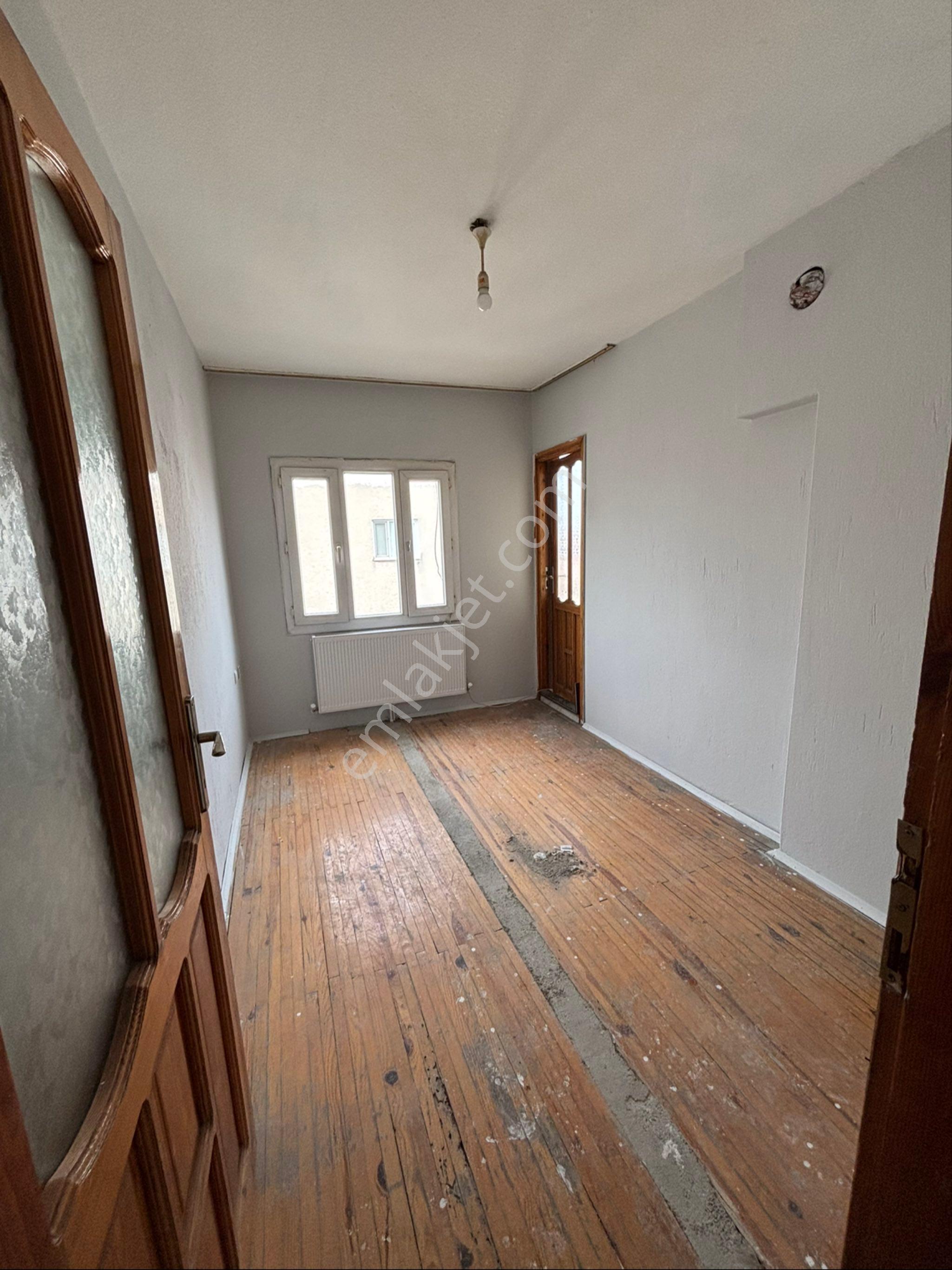 Turgutlu Eymen Emlak’tan Öğretmenler Evi Civarı Kiralık Daire - Görsel 11