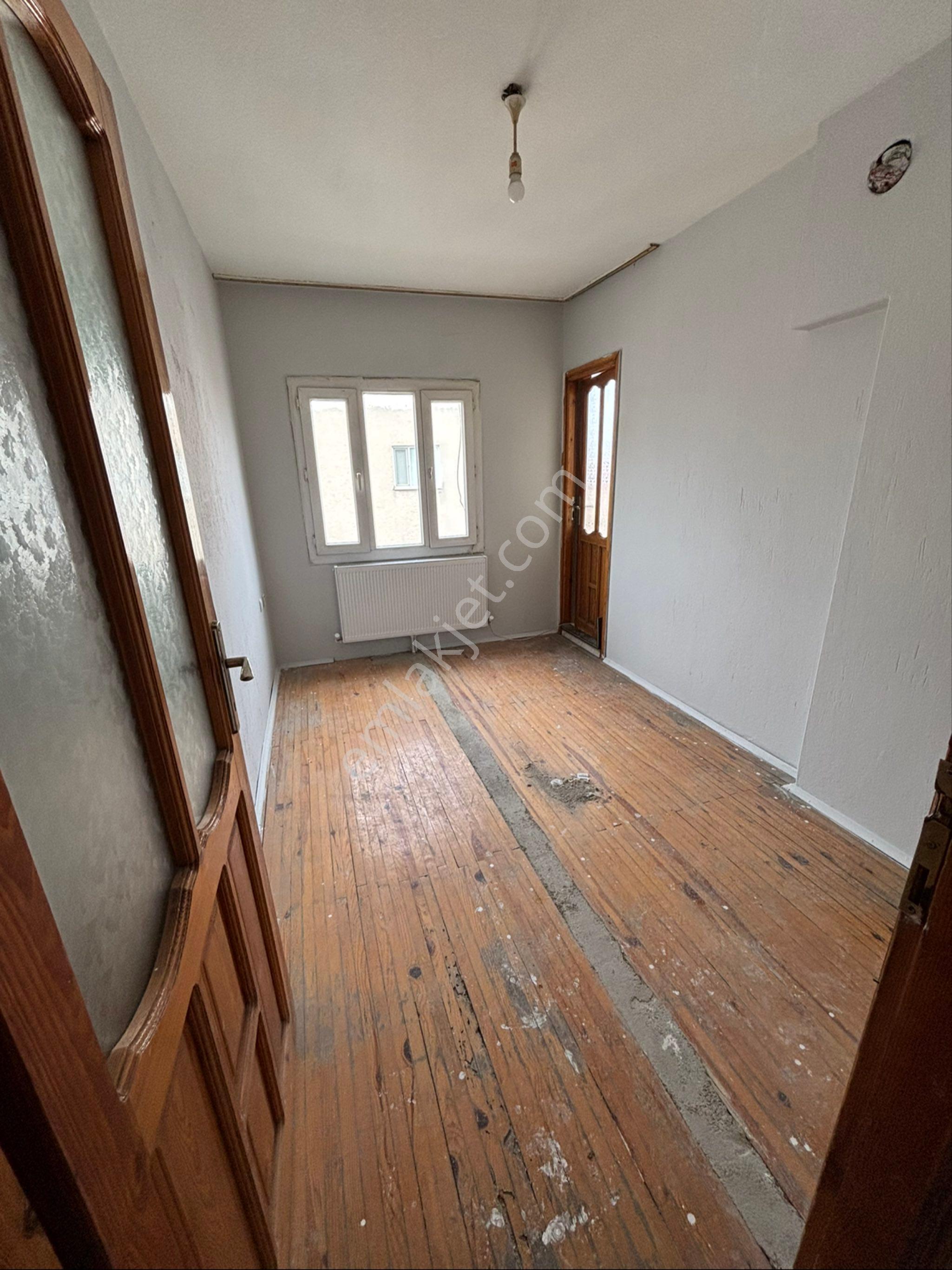 Turgutlu Eymen Emlak’tan Öğretmenler Evi Civarı Kiralık Daire - Görsel 10
