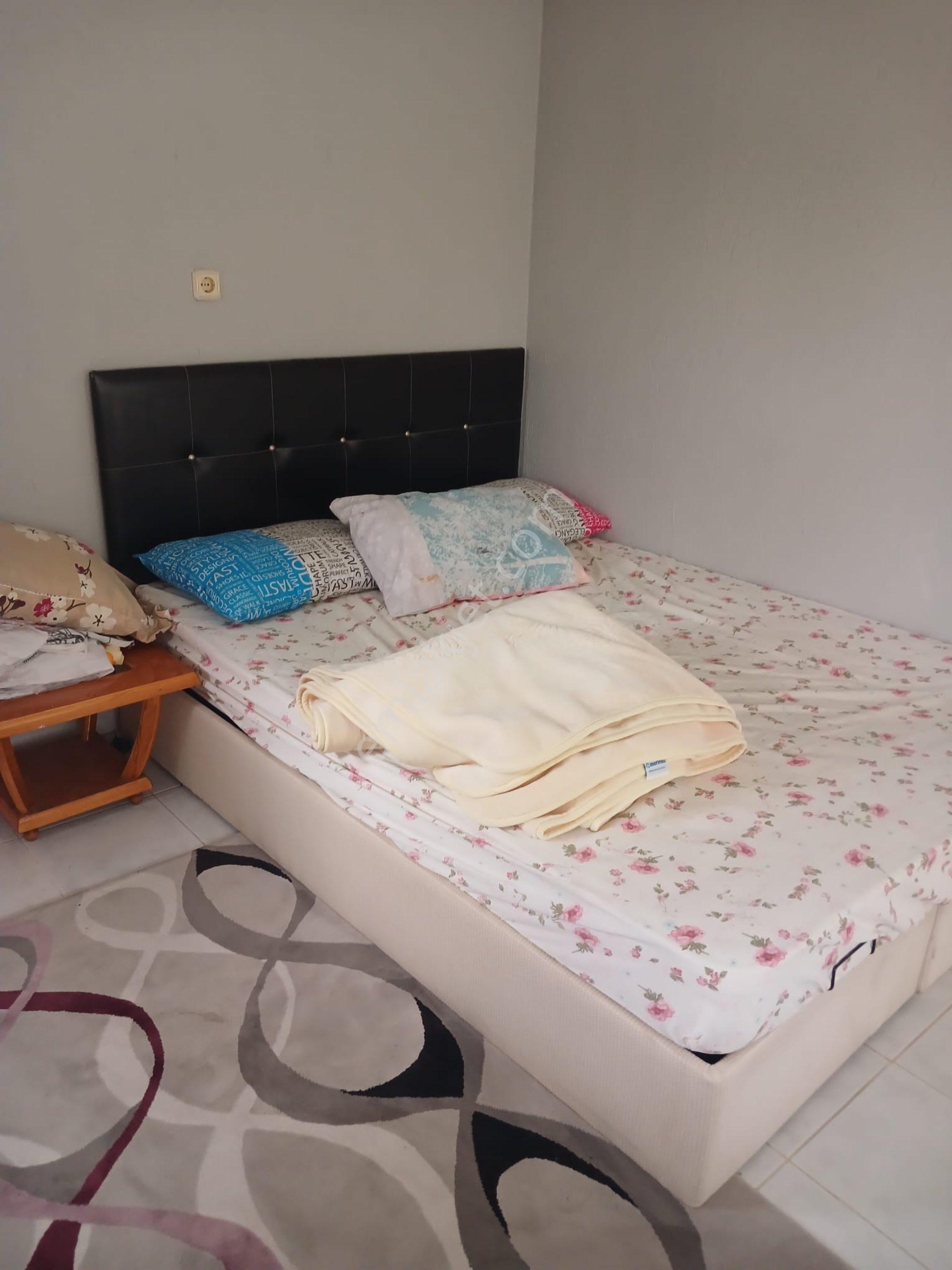 Dikili Çandarlıda Merkezi Konumda Sezonda Kiralık Triplex Villa 296 M2 - Görsel 5