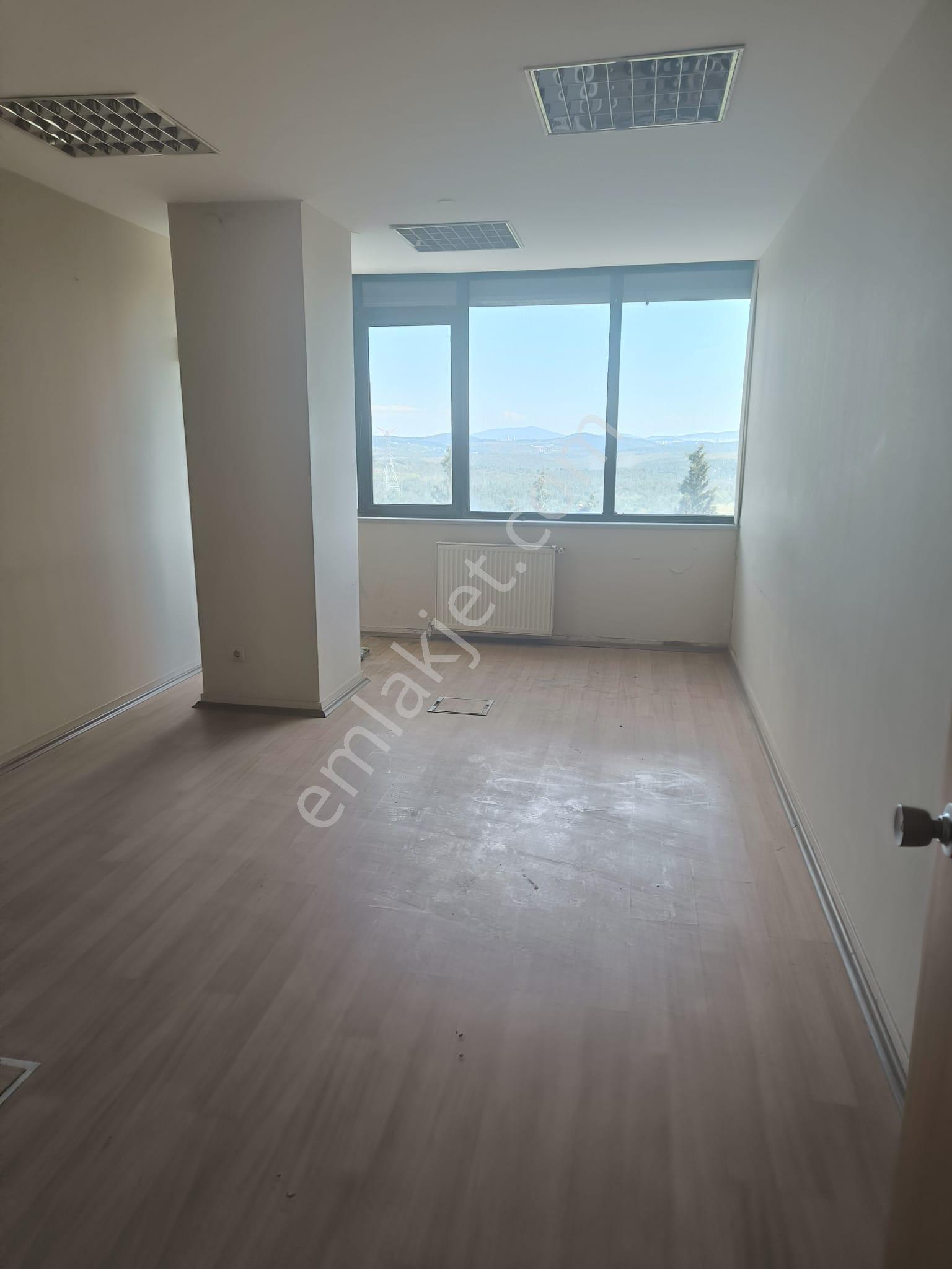 Kavacık Plazalar Bölgesinde Deniz Ve Doğa Manzaralı 600 M Ofis - Görsel 7