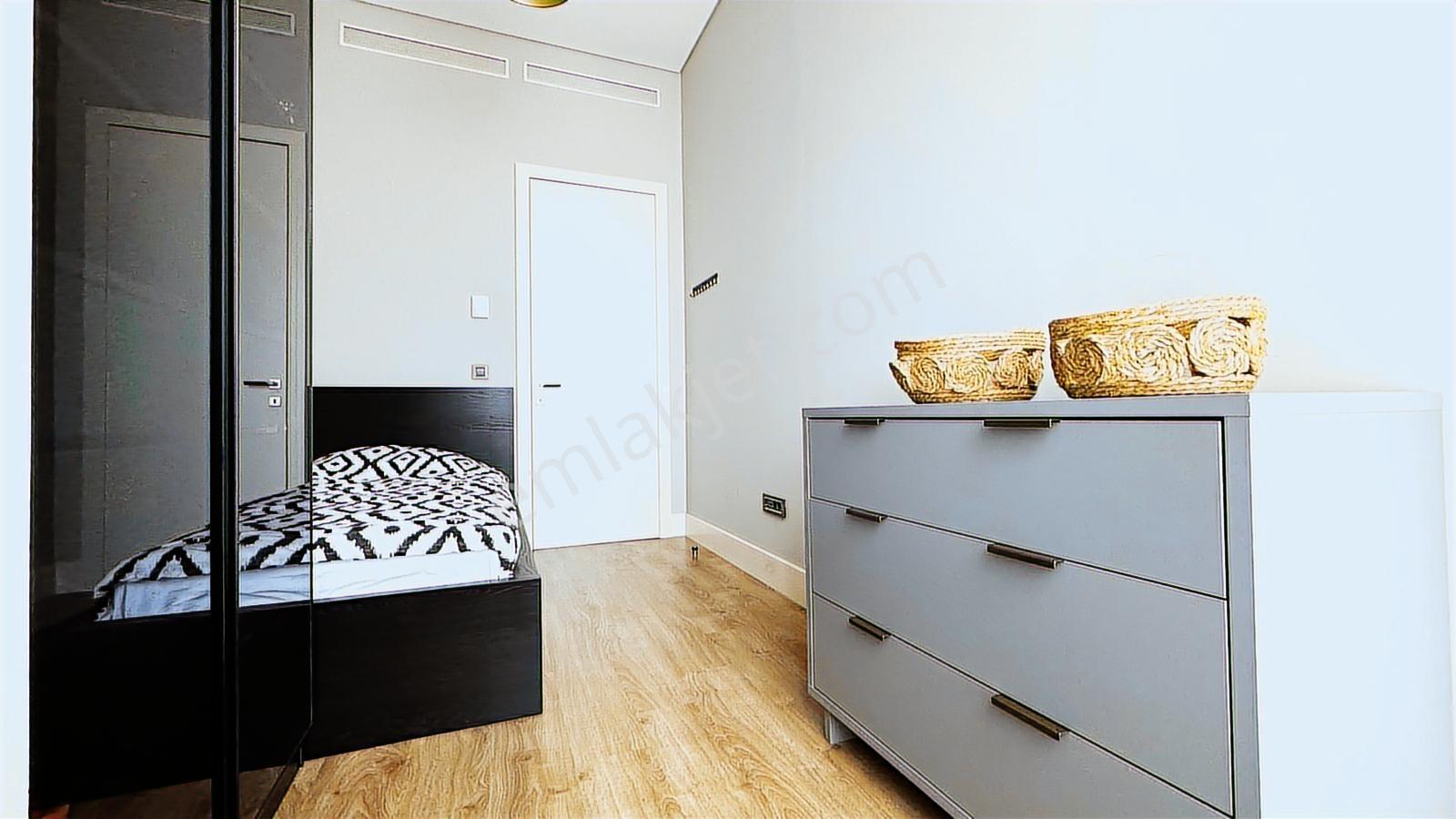 Metropol İstanbul 2+1 Lüks Eşyalı Kiralık Daire - Görsel 35