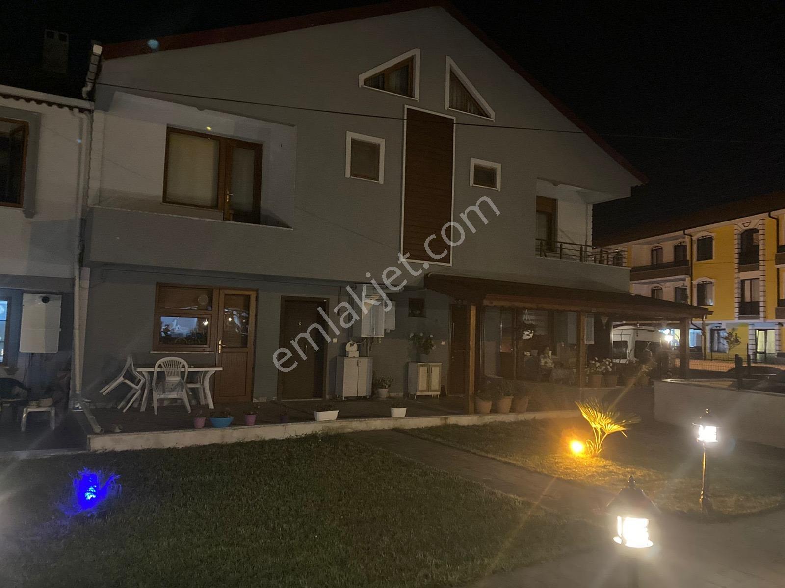 Karasu Yalı Mahallesinde Geniş Kullanımlı 4+1 Satılık Dubleks - Görsel 24