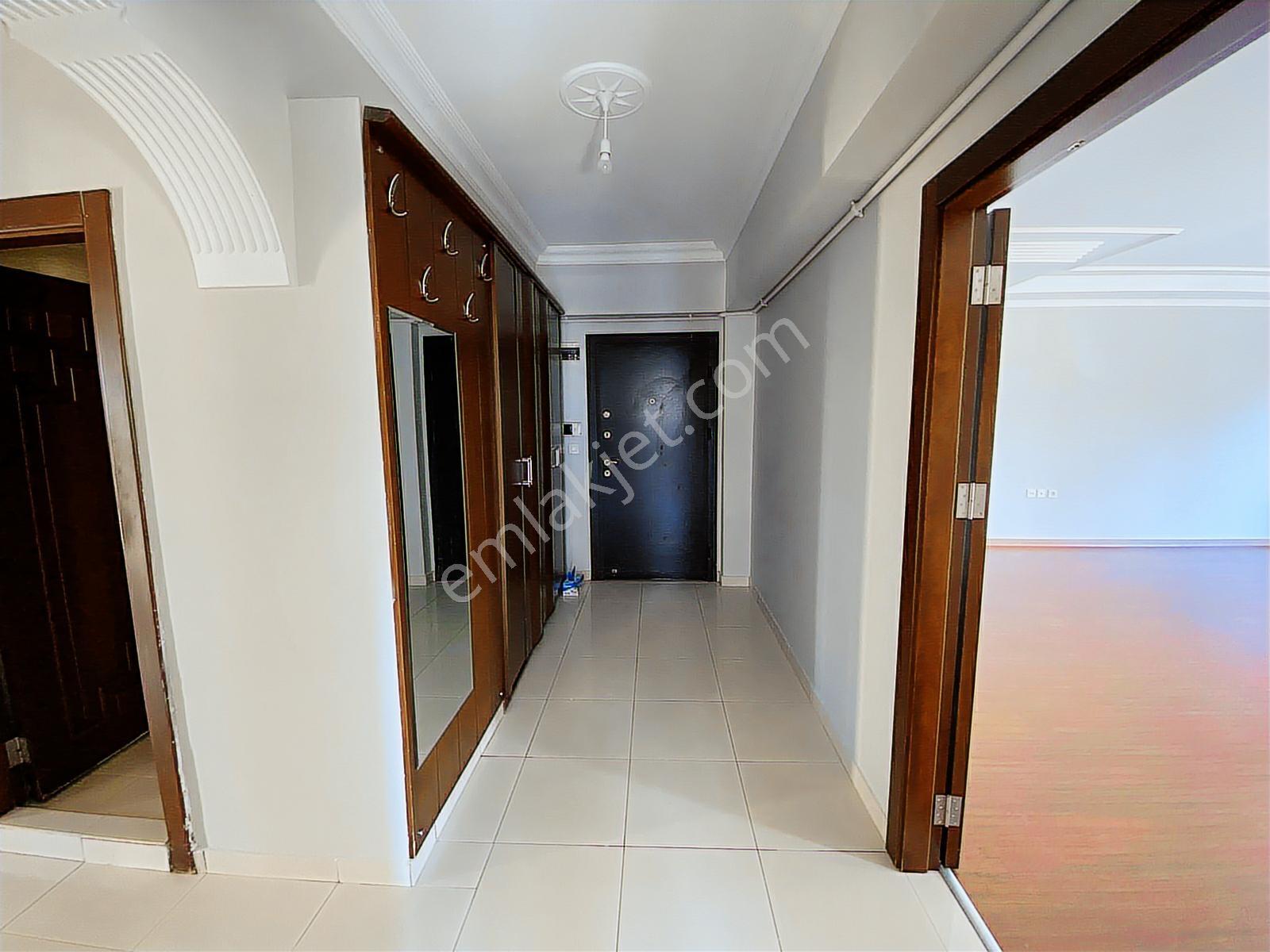 Nilüfer Kültür Mahallesinde Geniş Ferah Kiralık 3+1 Daire - Görsel 3