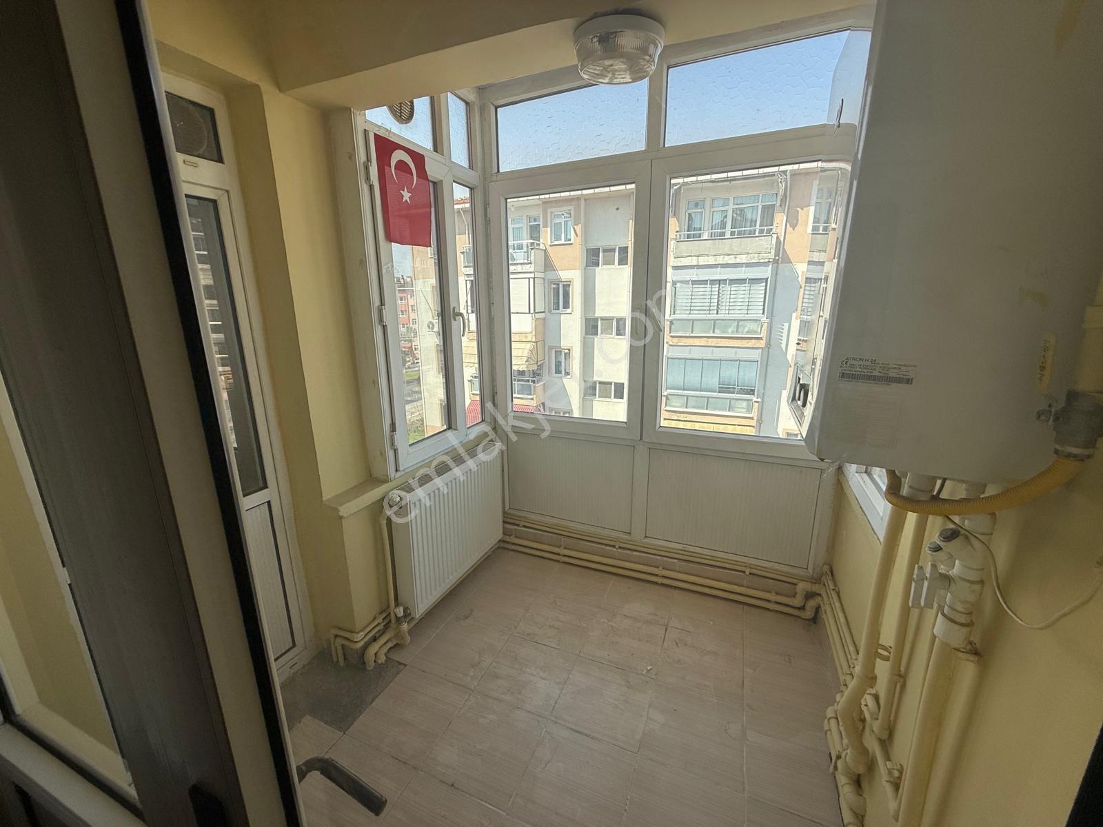 Edirne 1.murat Mahalesinde Güzel Konumda Eşyalı Satılık 3+1 - Görsel 8