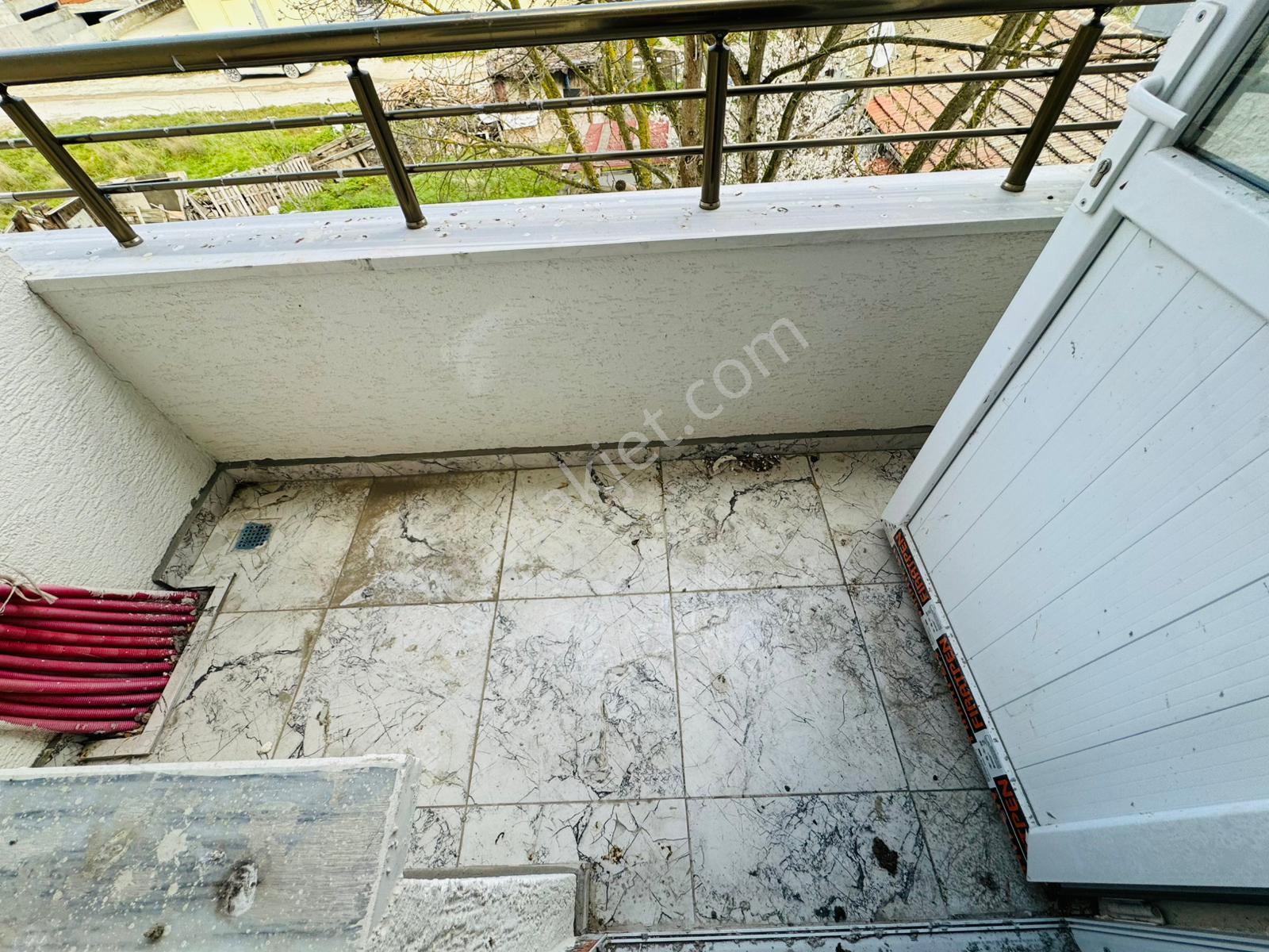 Mer-pa İnş'tan/bağlık Mah'de''iskanlı Kat Mülkiyetli Arakat Sıfır 2+1 - Görsel 12