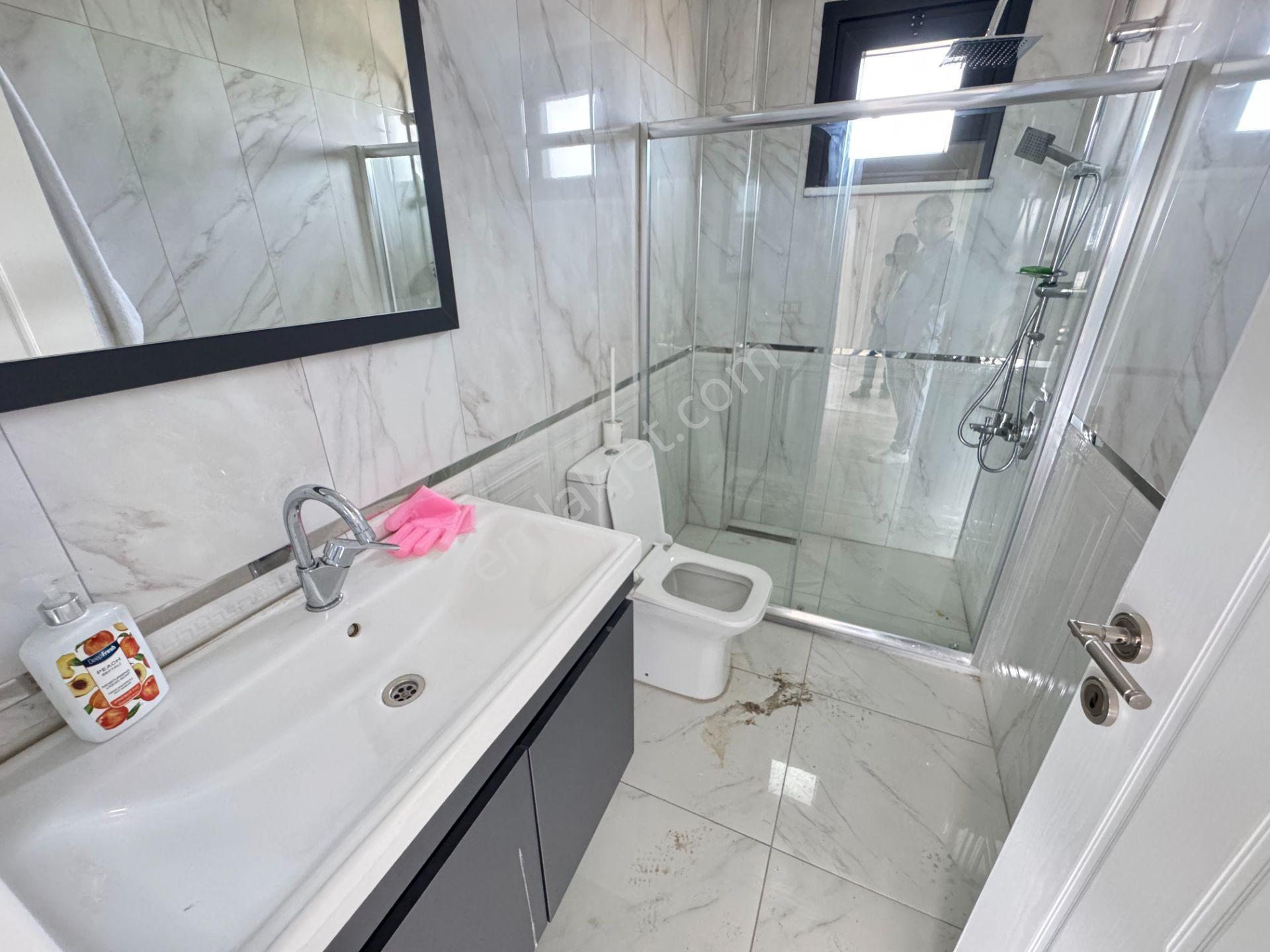 Silivride Deniz Manzaralı Satılık Sıfır 6+2 Lüks Villa - Görsel 27