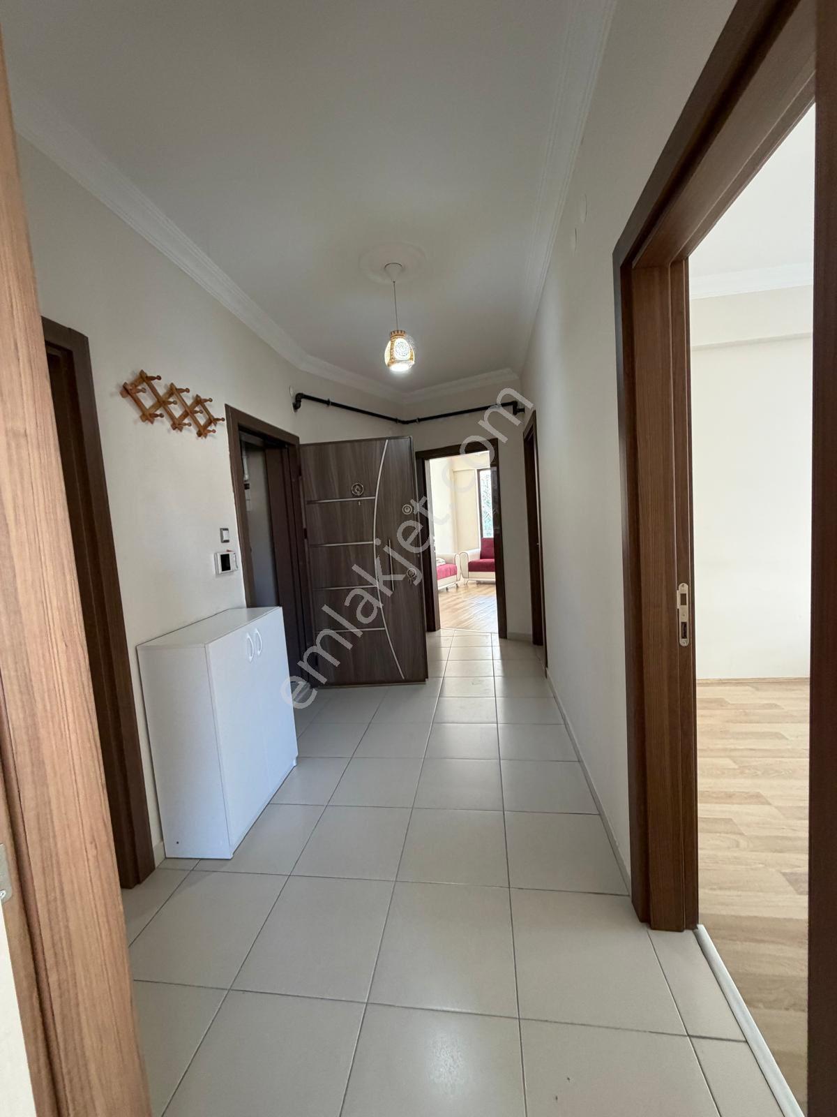 Yüksel Emlaktan Yarenler Mahallesinde Eşyalı Kiralık Daire - Görsel 12