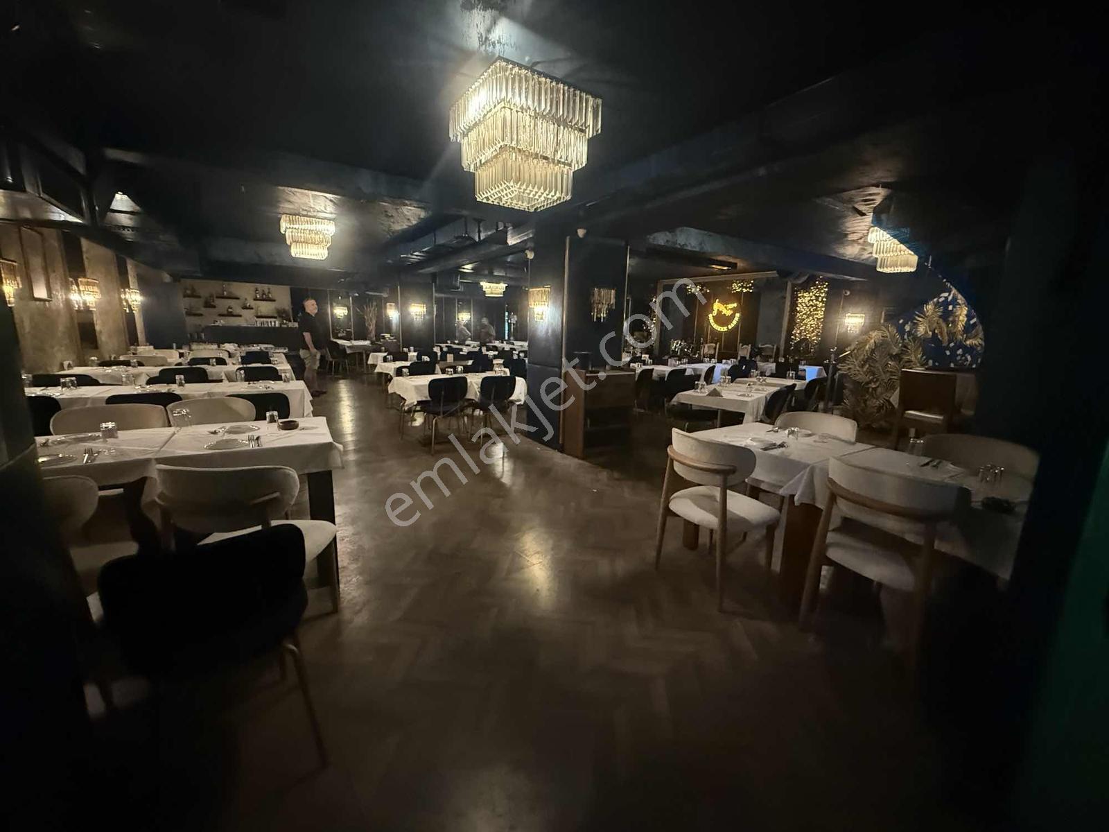 Pasaport'ta Kiralık Restoran - Görsel 21