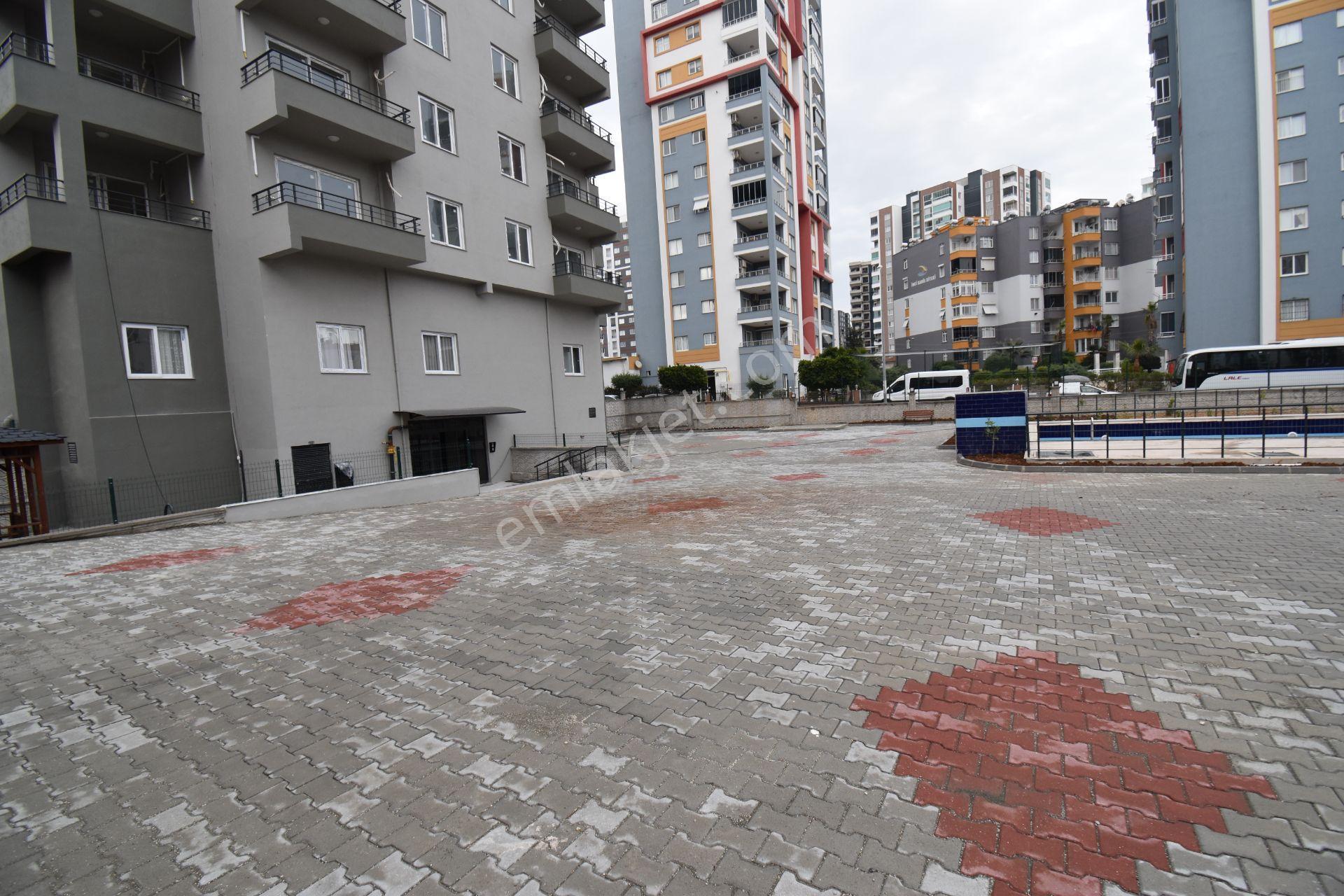 Tece'de Cadde Üzerinde, Deniz Manzaralı, Havuzlu, Satılık 1+1 - Görsel 14