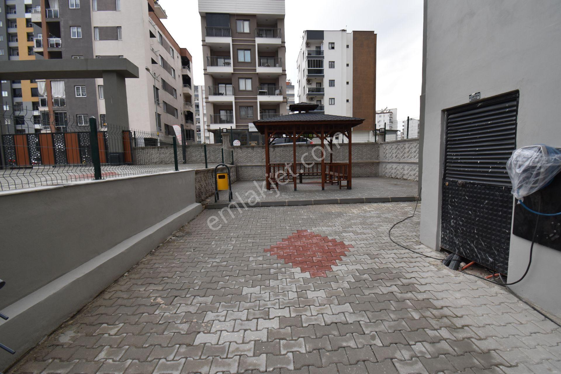 Tece'de Cadde Üzerinde, Deniz Manzaralı, Havuzlu, Satılık 1+1 - Görsel 17