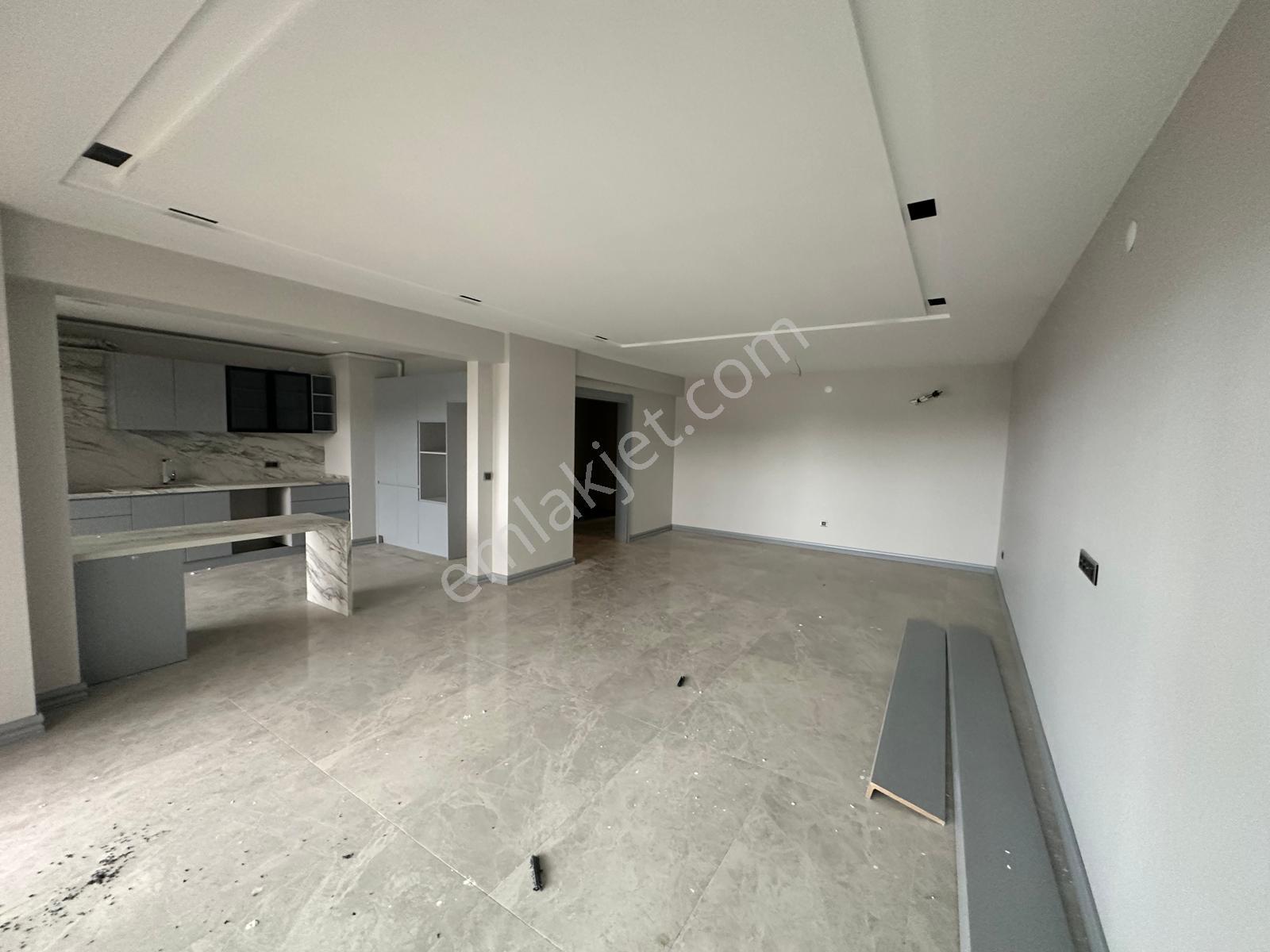 Trabzon Yalıncak'ta Kiralık 4+1 Sıfır Daire - Görsel 3