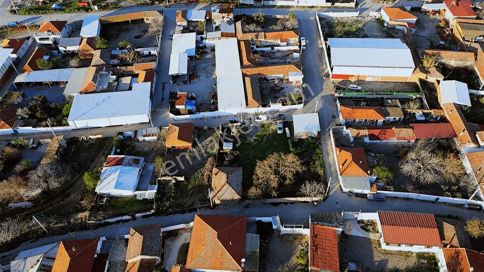 Bergama Aşağıkırıklar Mah.'de Satılık 439m2 Konut İmarlı Arsa - Görsel 24