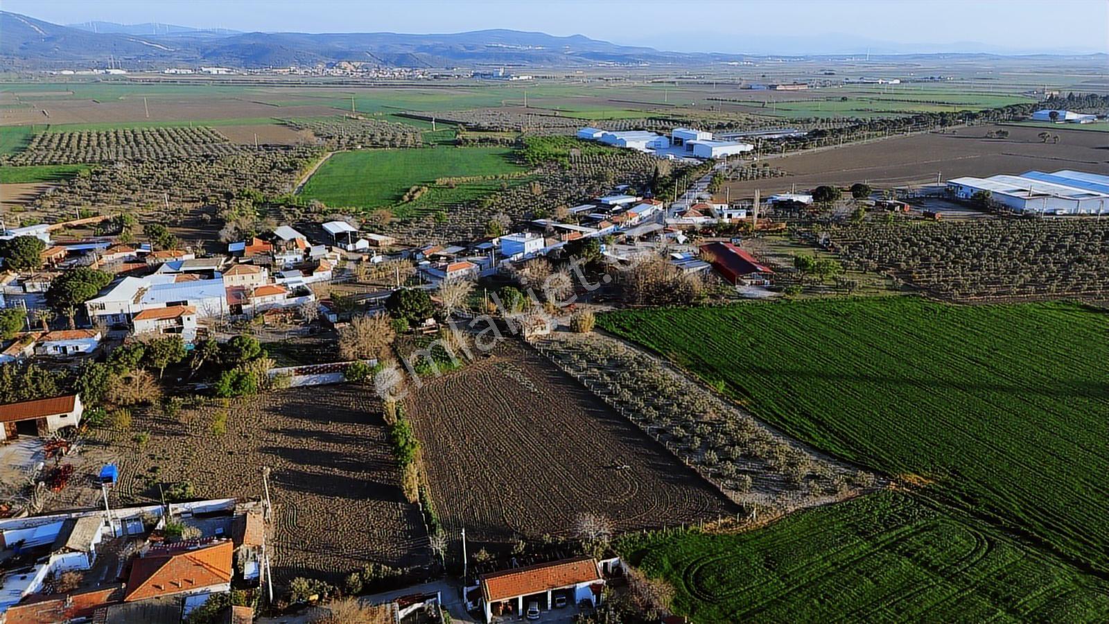 Bergama Aşağıkırıklar Mah.'de Satılık 439m2 Konut İmarlı Arsa - Görsel 8