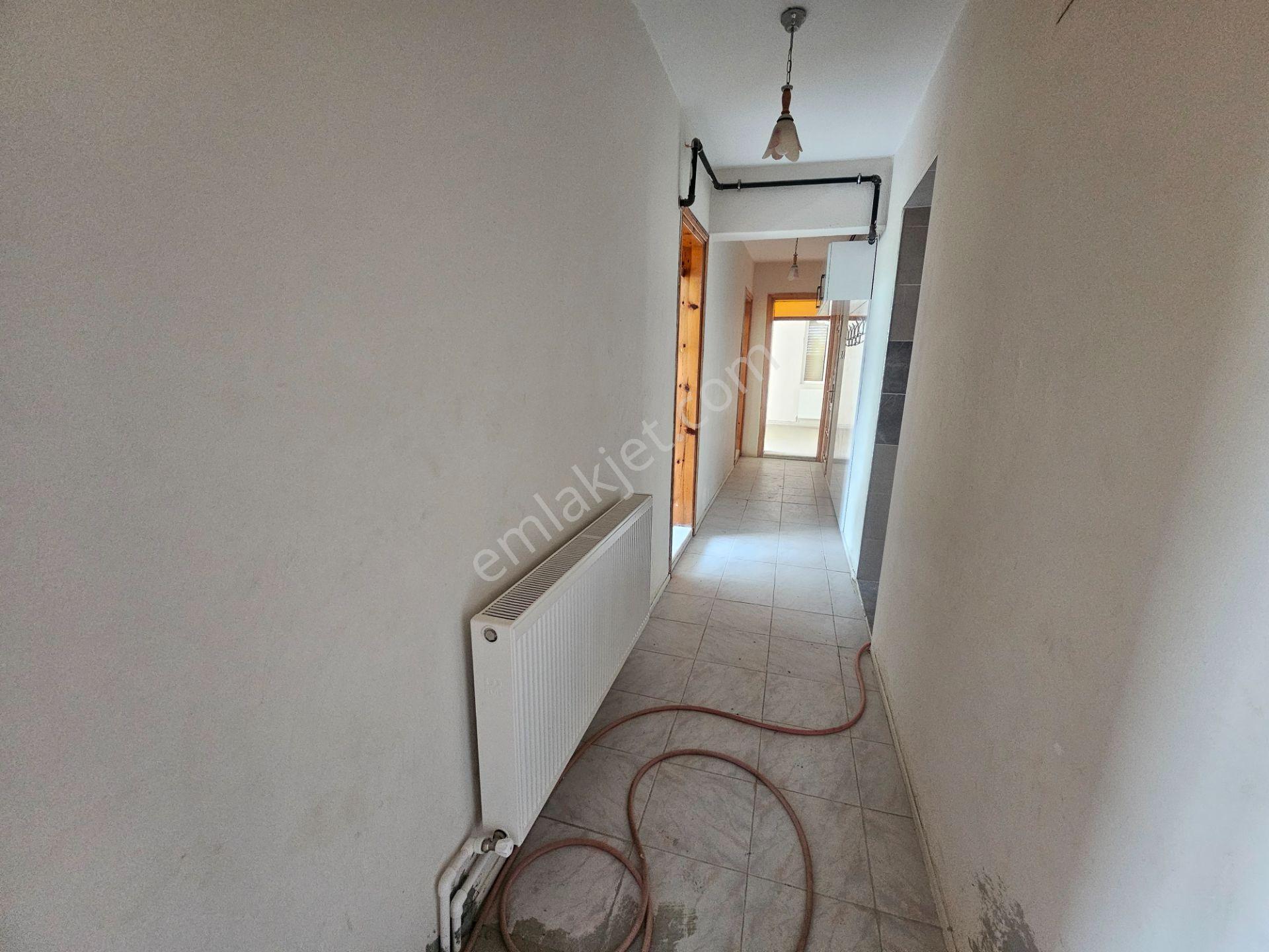Göçmen Gayrimenkul'den Yeşil Mah.3+1 Doğalgazlı Kiralık Daire - Görsel 20