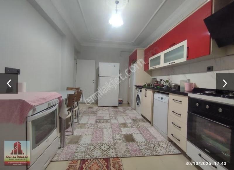 Yeni Mahallede Satılık 3+1 Daire