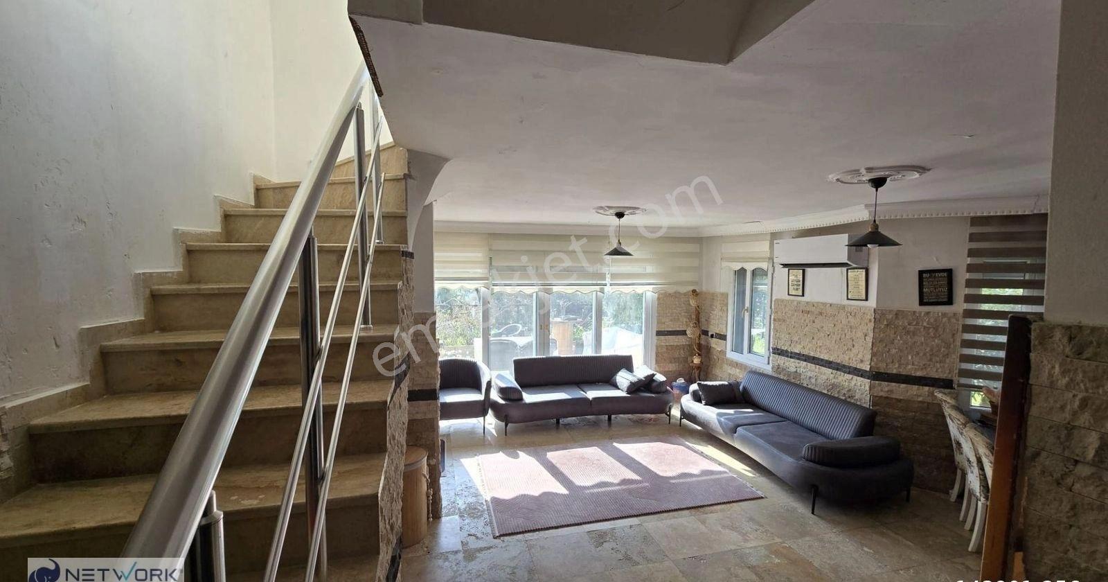 Kuşadası Yavansu Yeşil Sitede Deniz Manzaralı, Geniz Bahçeli Satılık 3+1 Villa - Görsel 8
