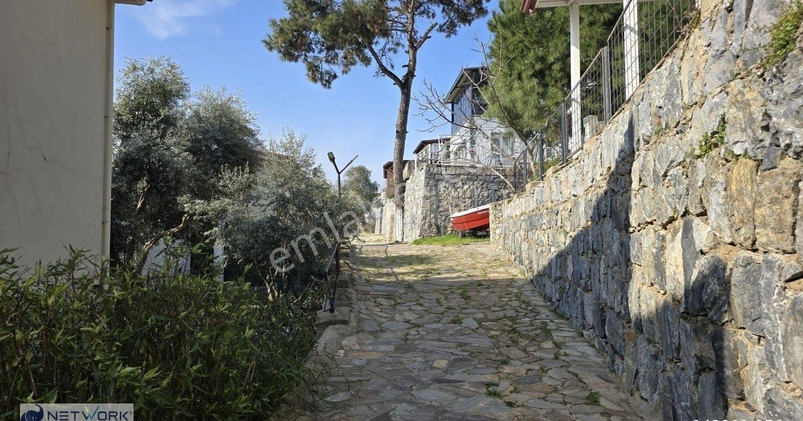 Kuşadası Yavansu Yeşil Sitede Deniz Manzaralı, Geniz Bahçeli Satılık 3+1 Villa - Görsel 10