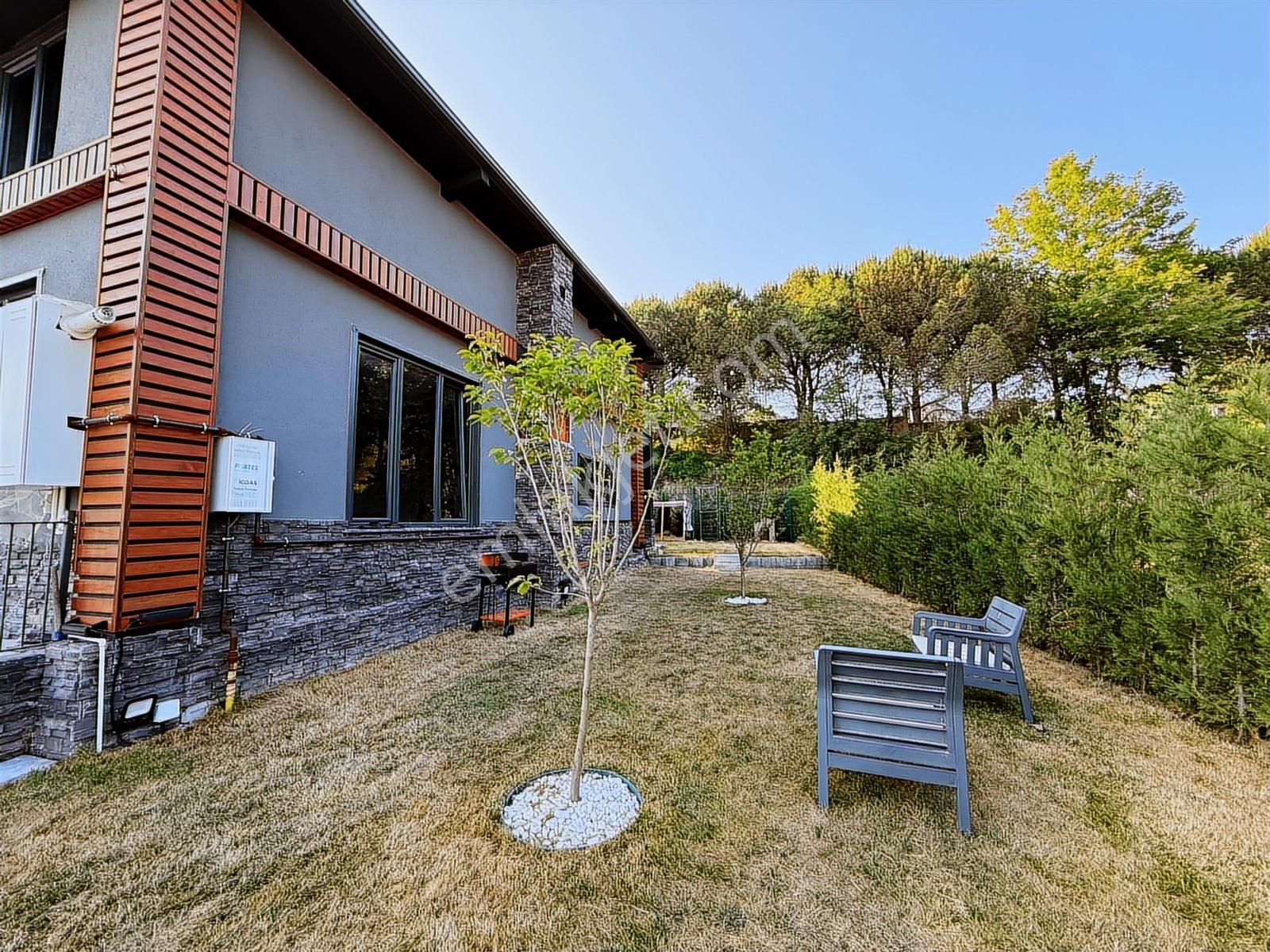 Çatalca Subaşında 650 M2 Full Dekorlu Satılık Lüks Eşyalı Villa - Görsel 30