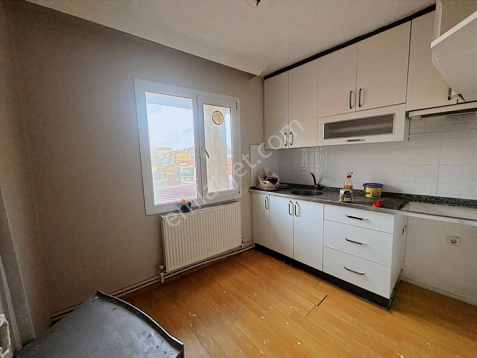 Vizyon Gayrimenkul'den Çarşı Merkezde 2+1 Kiralık Daire - Görsel 9