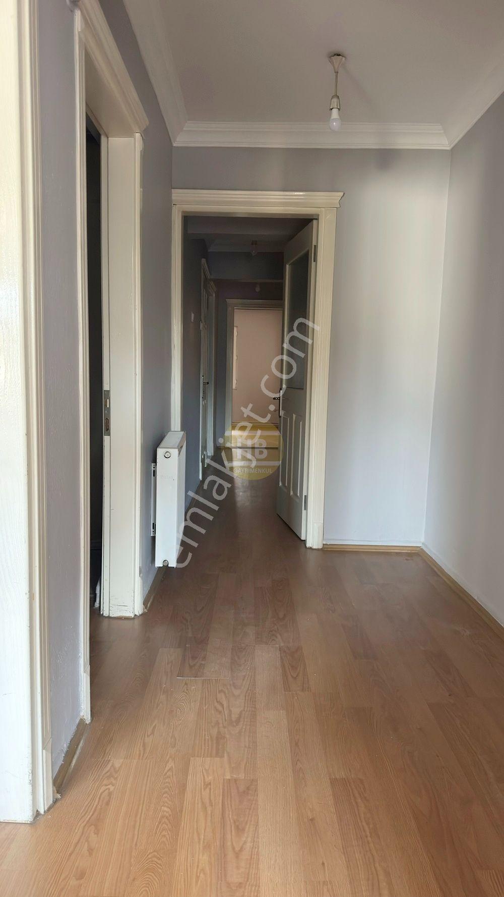 Hb'den 4+1 Kiralık Daire, Kent Meydanında Doğalgazlı Manzaralı - Görsel 33