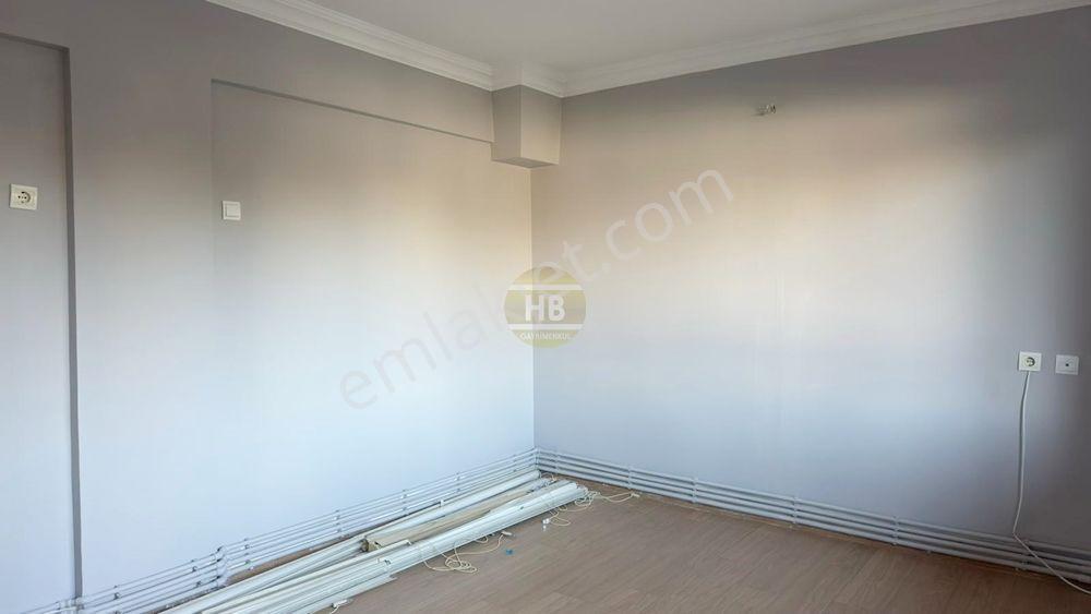 Hb'den 4+1 Kiralık Daire, Kent Meydanında Doğalgazlı Manzaralı - Görsel 11