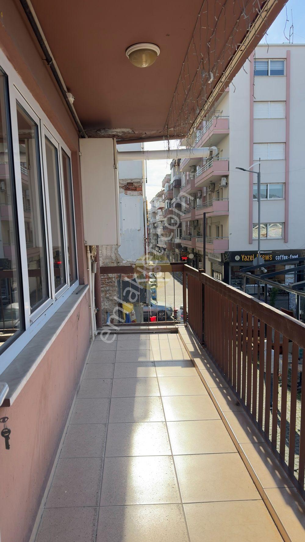 Hb'den 4+1 Kiralık Daire, Kent Meydanında Doğalgazlı Manzaralı - Görsel 6