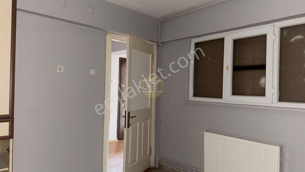 Hb'den 4+1 Kiralık Daire, Kent Meydanında Doğalgazlı Manzaralı - Görsel 15