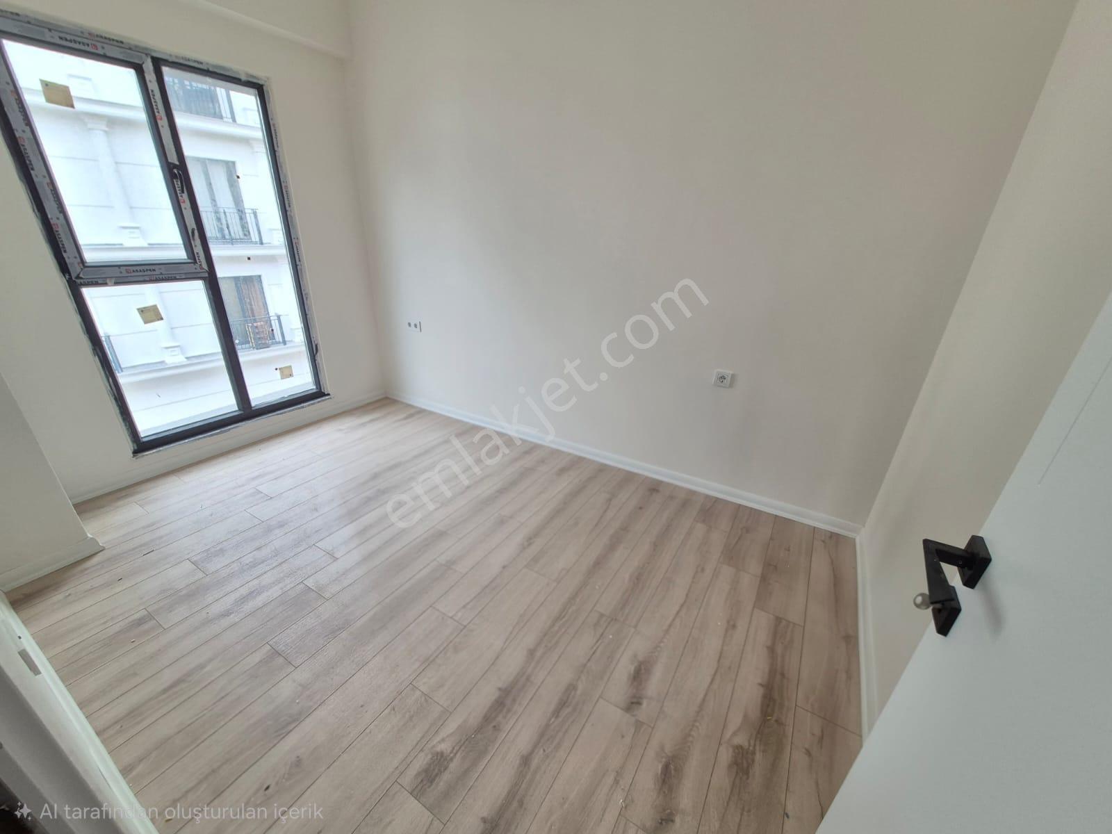 Delux'den Atatürkte Yeni Belediyeye Yakın Havuz Manzaralı Lux1+1 - Görsel 11