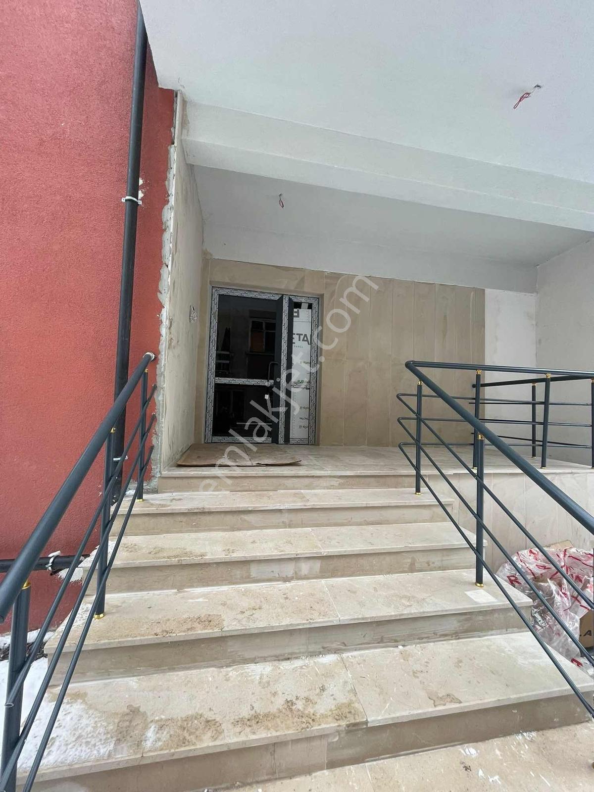 Ender Den F.çakmak Da Sıfır Çift Banyolu Ara Kat Daire - Görsel 8