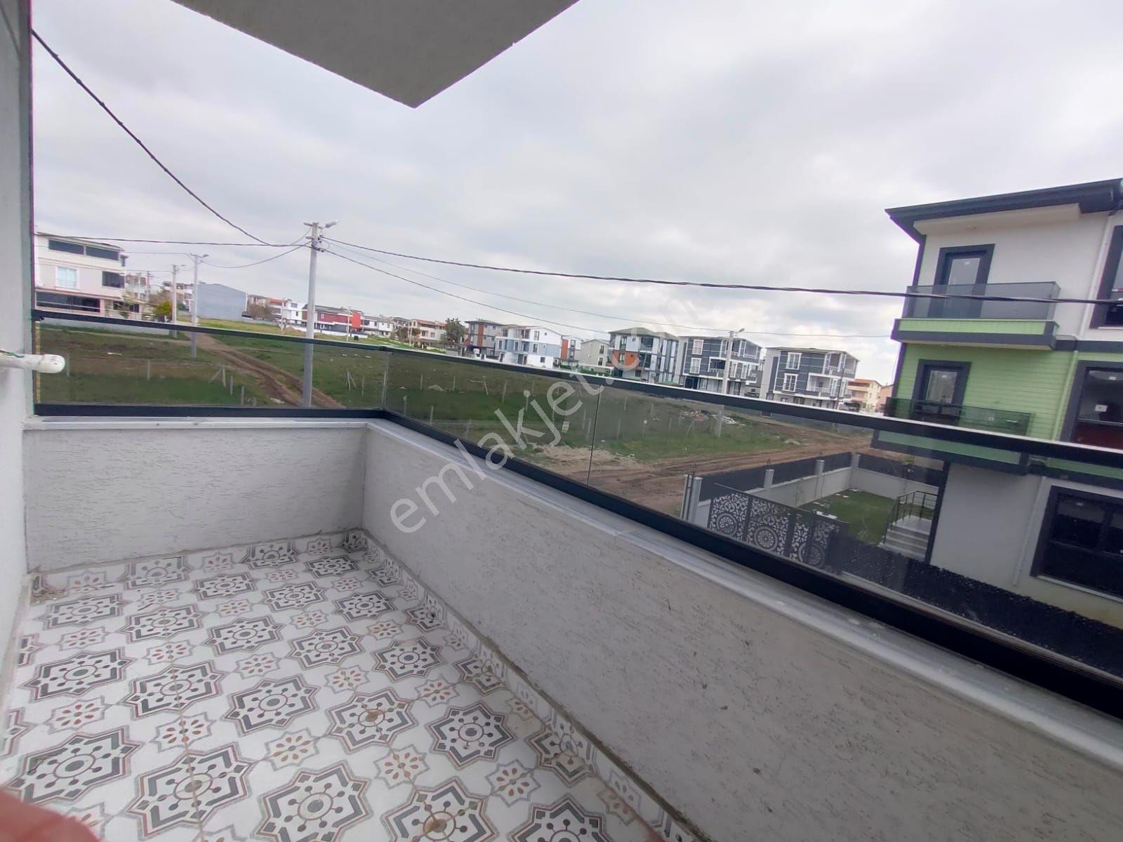 Yeniçiftlikte Köşebaşı Deniz Manz. 4+1 Lüks Villa Kartallar'dan. - Görsel 15