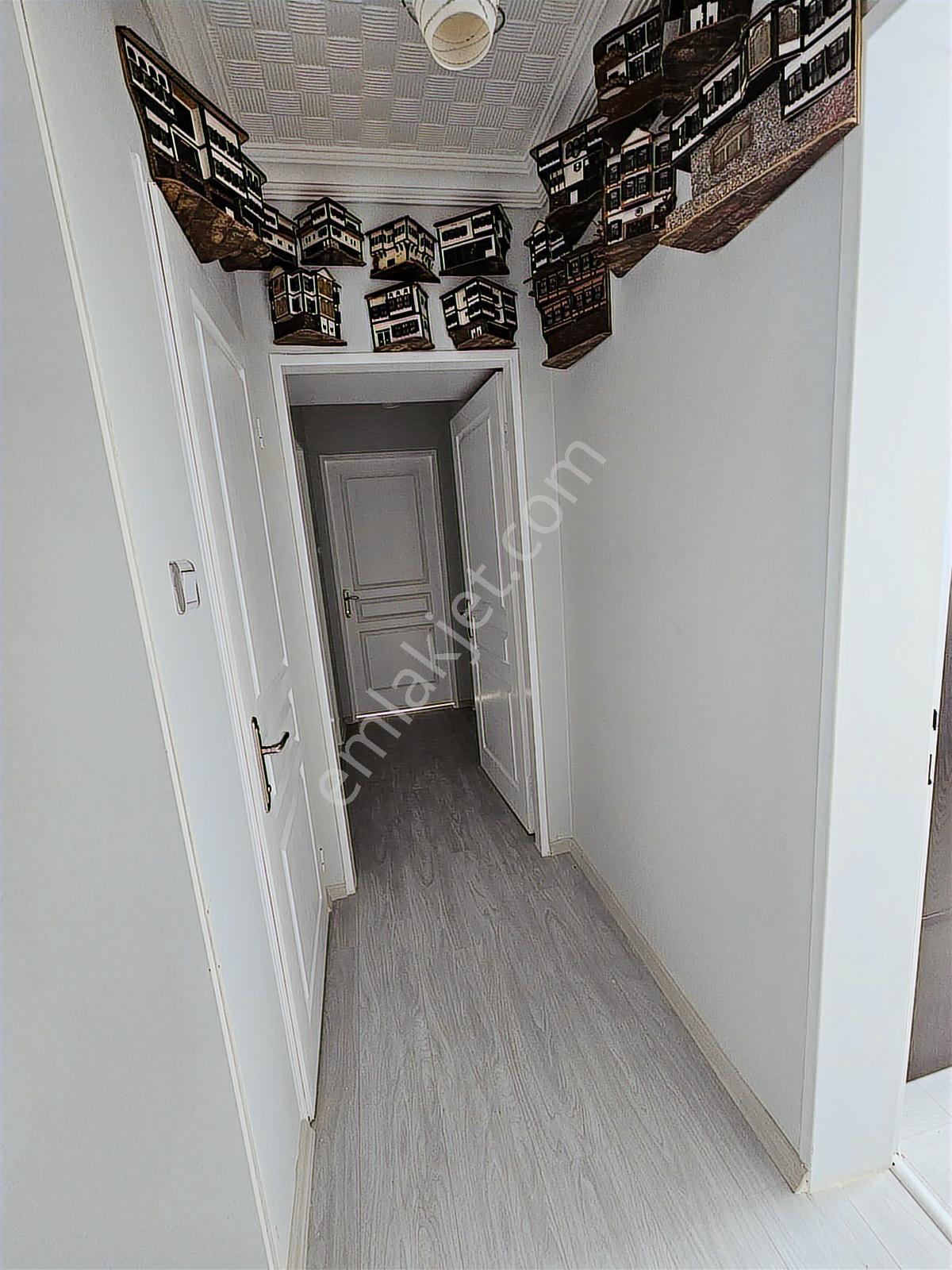Yenikent Mah Arakat Balkonlu Ferah Masrafsız 3+1 Satılık Daire - Görsel 13