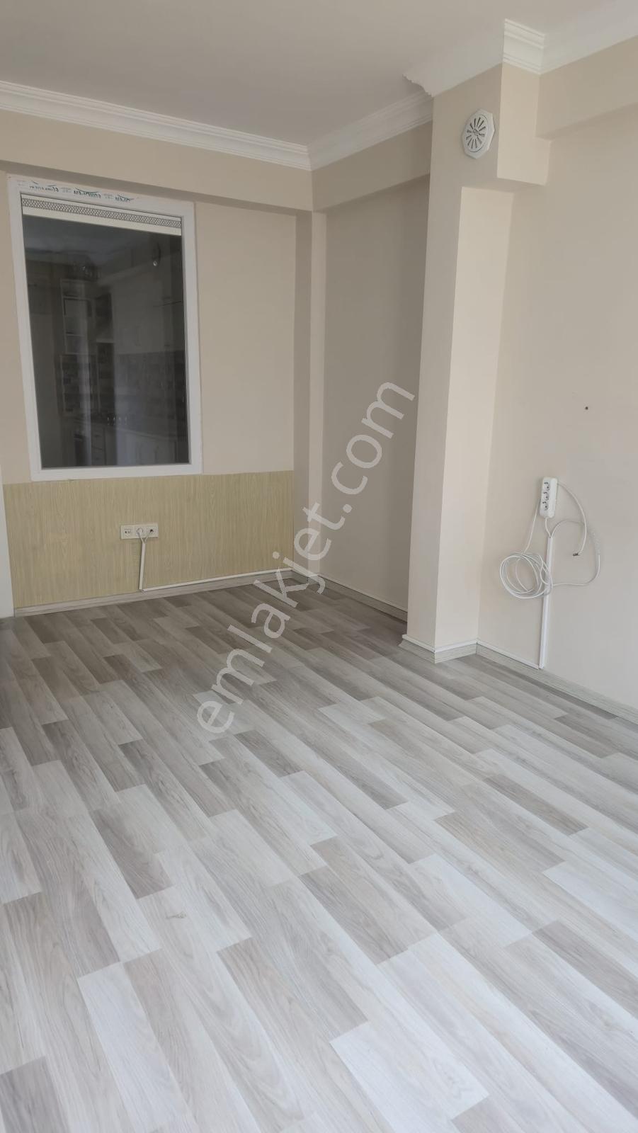 2+0 65m2 Balkonlu Asansörlü Daire - Görsel 3