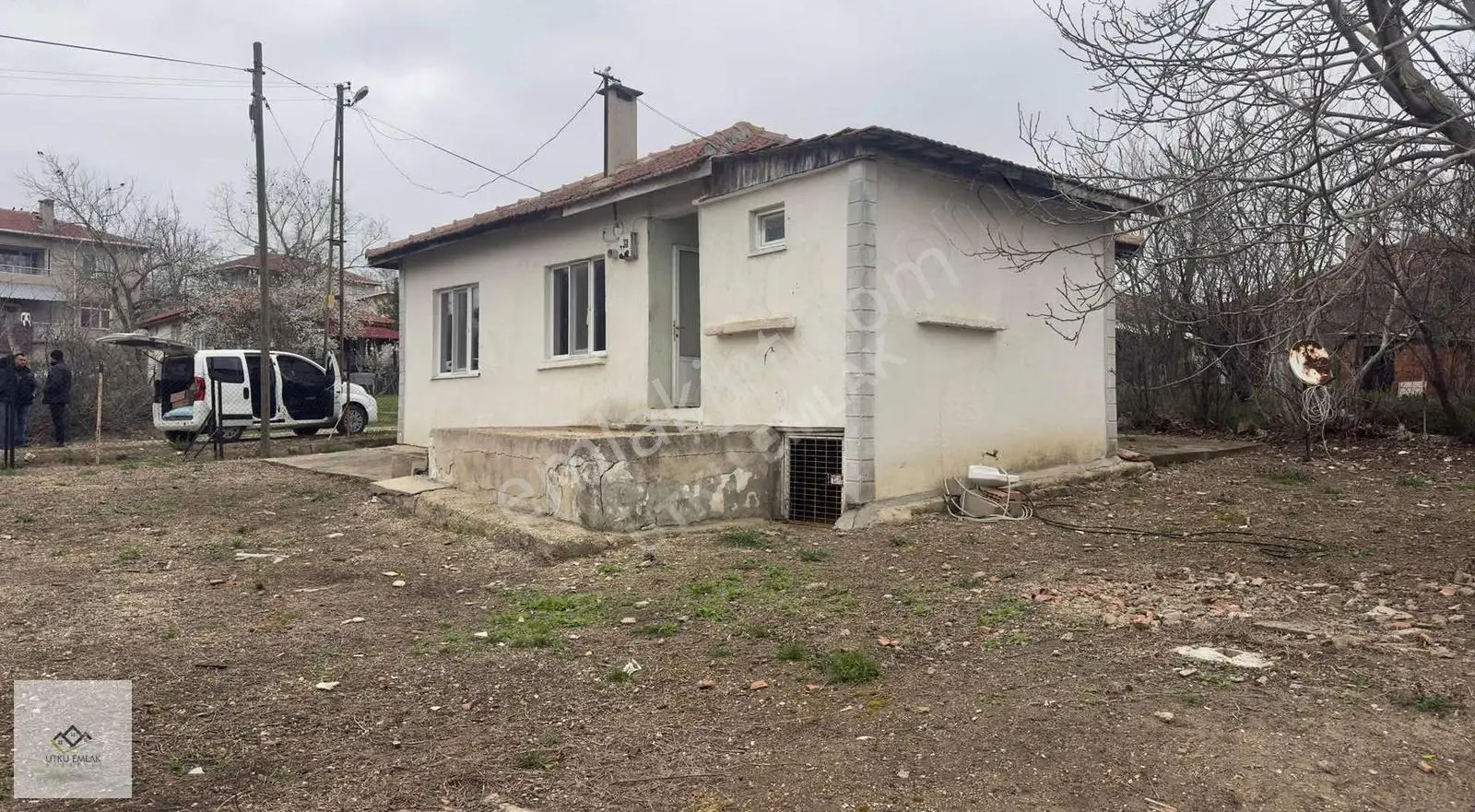 Utku Emlaktan Babaeski Düğüncülü Köyünde Müstakil Köyevi Ve Arsa