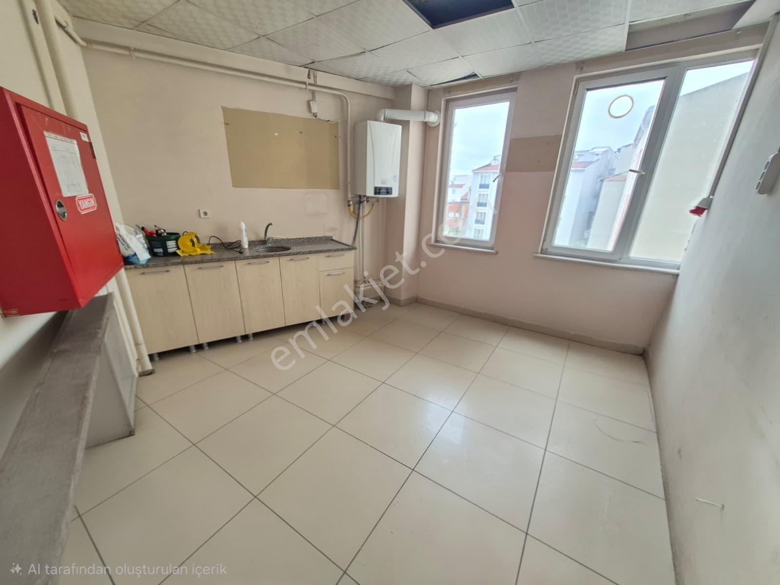 Delux'den Tabela Değeri Yüksek Plaza'da Kiralık İşyeri - Görsel 6