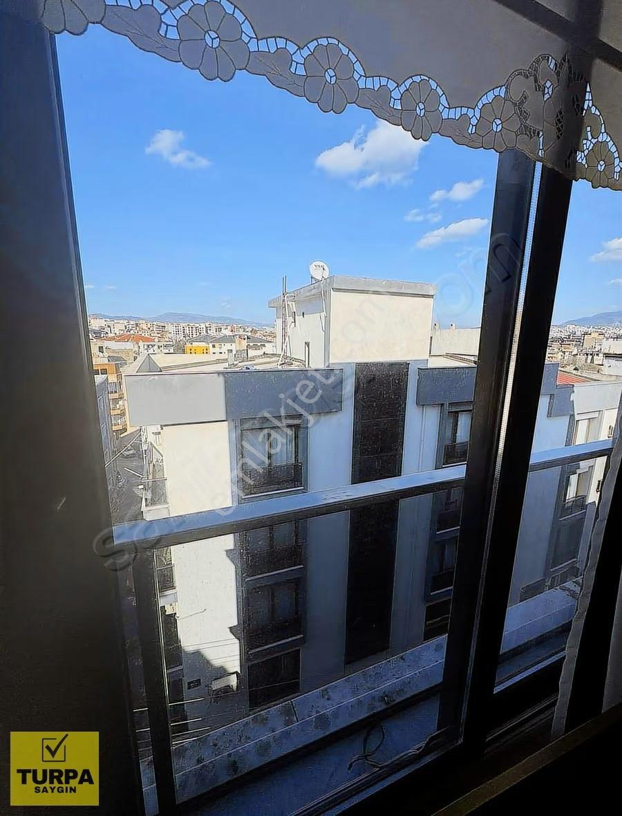 Turpadan Cadde Yakını 4+1 Dubleks Teraslı Asansörlü Yeni Binada - Görsel 13