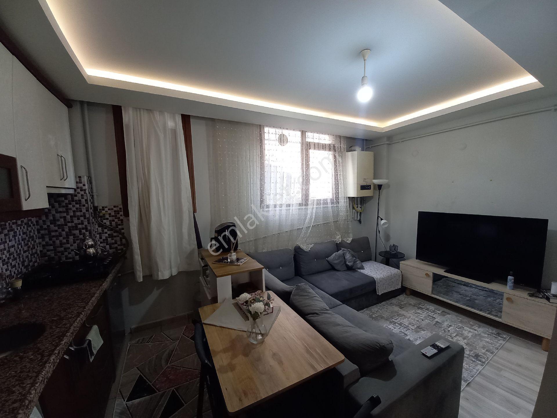 Bahçelievler Yenibosna Çobançeşme Mah Satılık Bahçe Katı Daire. 2+1 - Görsel 8