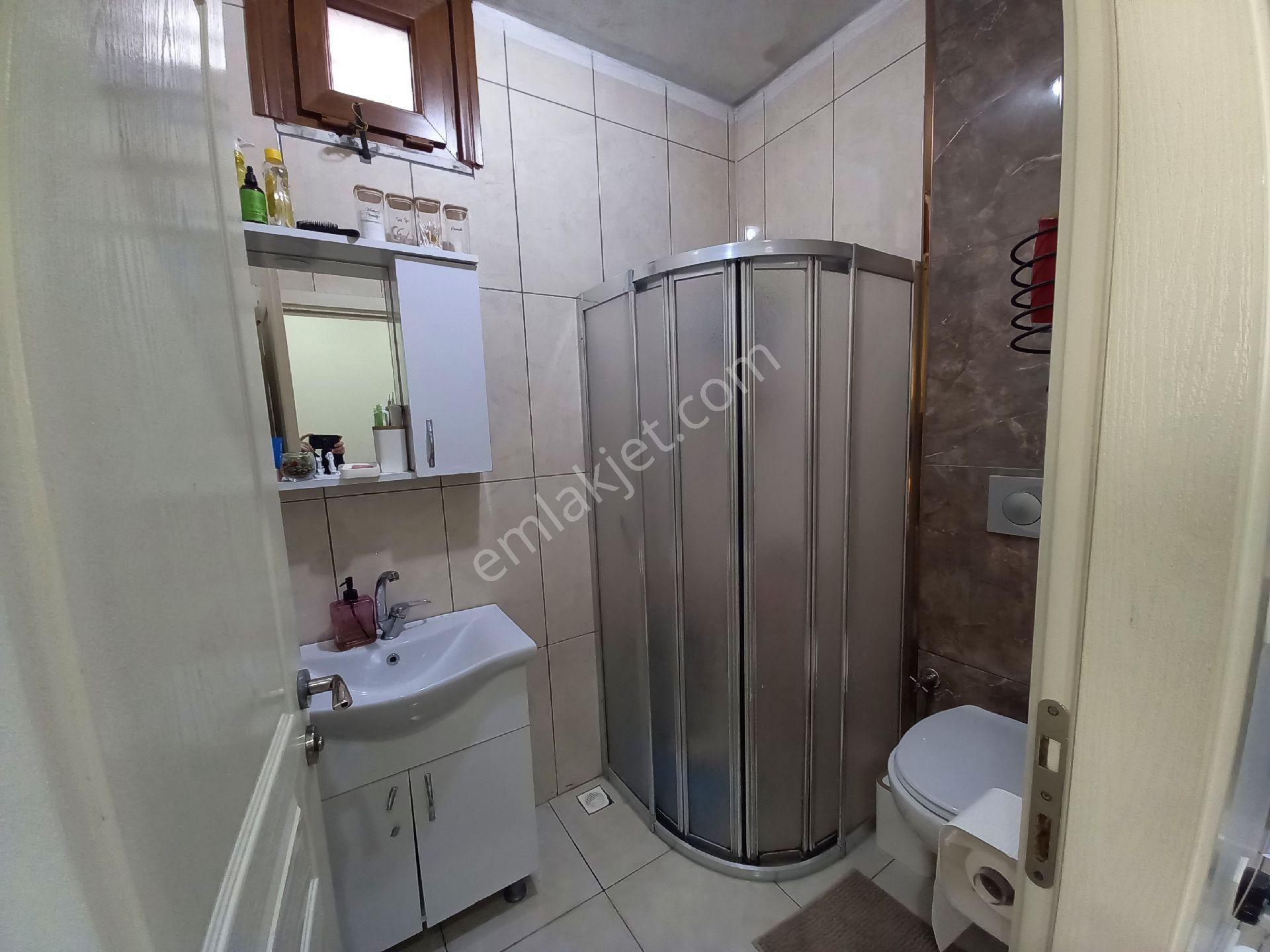 Bahçelievler Yenibosna Çobançeşme Mah Satılık Bahçe Katı Daire. 2+1 - Görsel 28