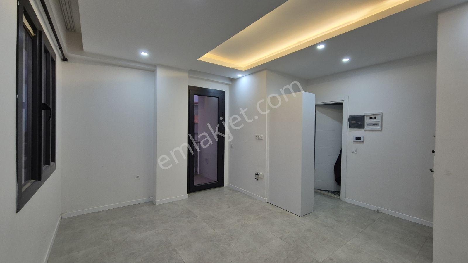 Aybars'tan Karahasanlı'da Kiralık 1+1 Eşyasız Apart - Görsel 14